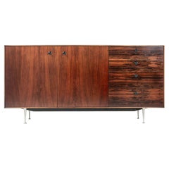George Nelson para Herman Miller Credenza/armario de palisandro de la serie de bordes finos