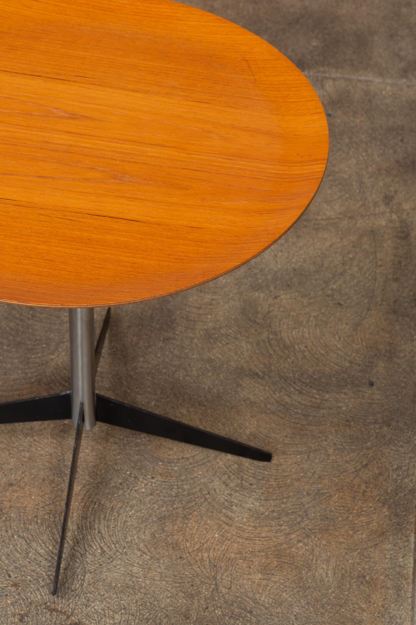 Mid-20th Century George Nelson for Herman Miller Round Side Table