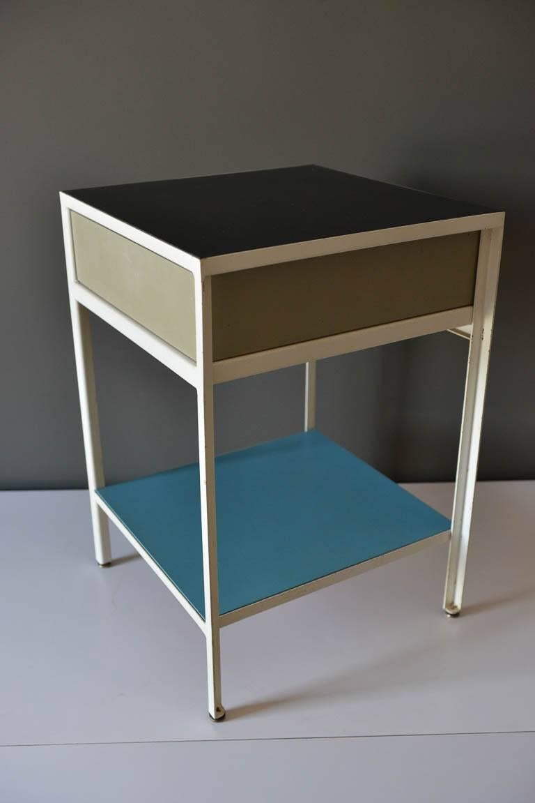 Américain Table de nuit George Nelson for Herman Miller Steel Frame:: circa 1960
