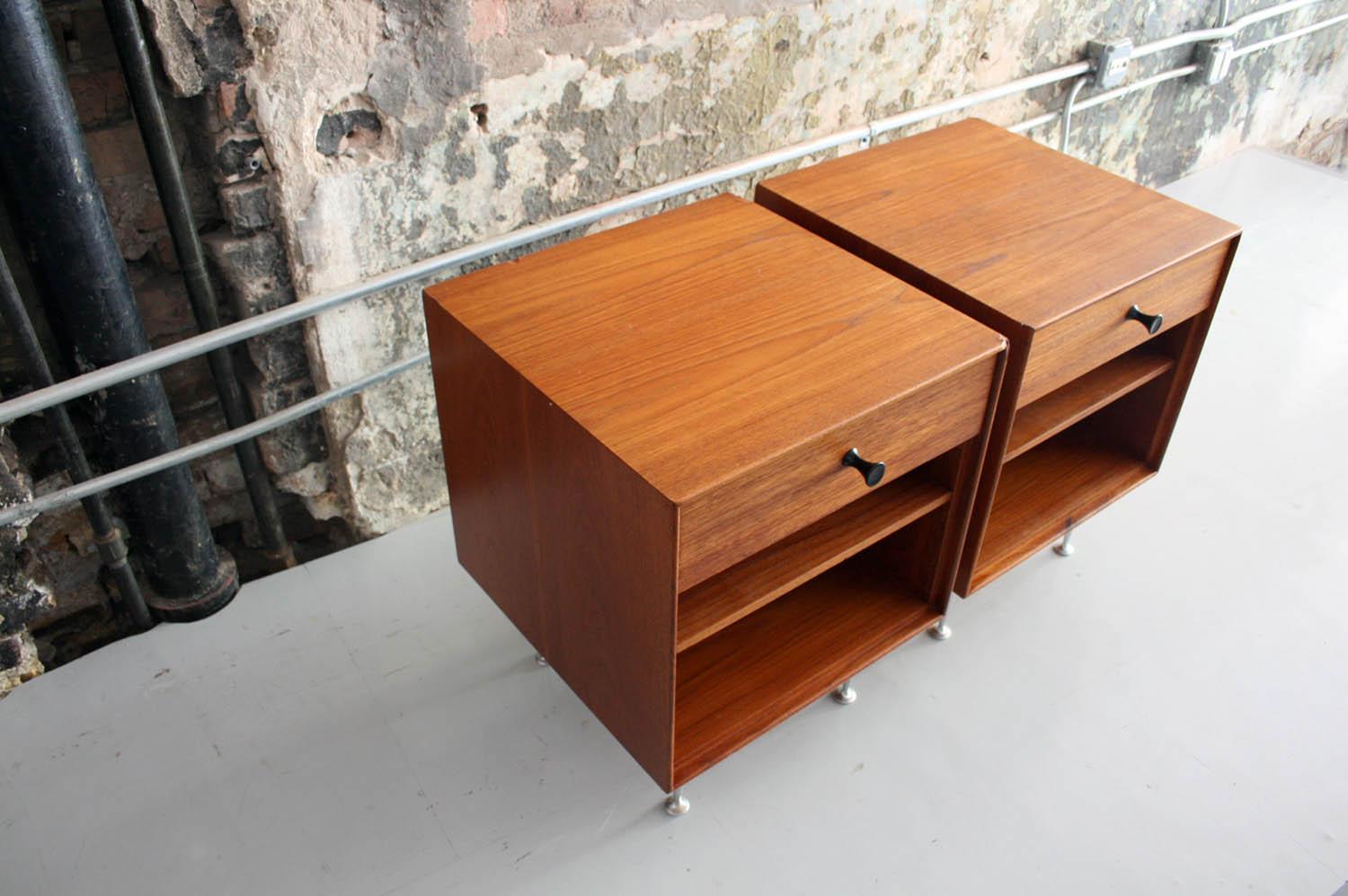 Mid-Century Modern George Nelson for Herman Miller 'Thin Edge' Night Stands / Bedside Tables 'Teak'