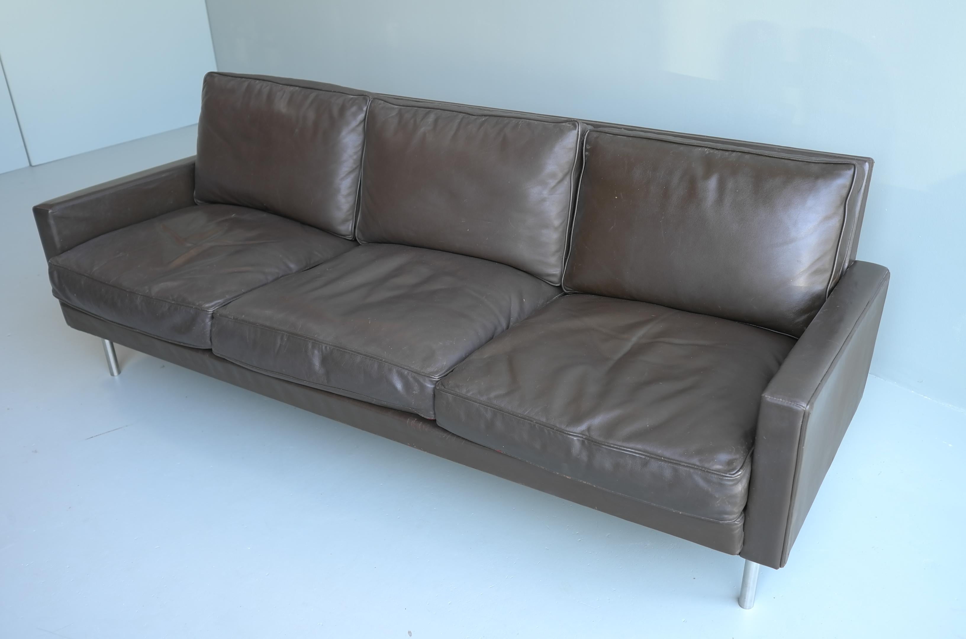 George Nelson for Herman Miller Three-Seat Sofa in Brown Leather, Model 5683 4
