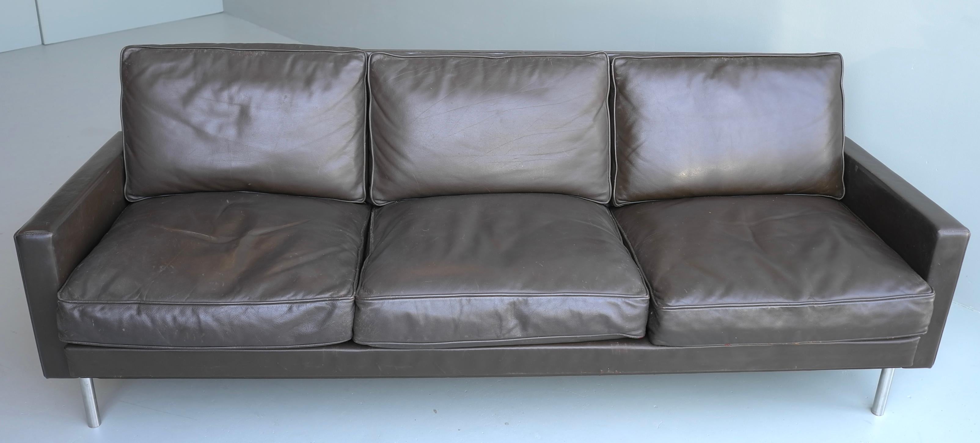 George Nelson for Herman Miller Three-Seat Sofa in Brown Leather, Model 5683 8