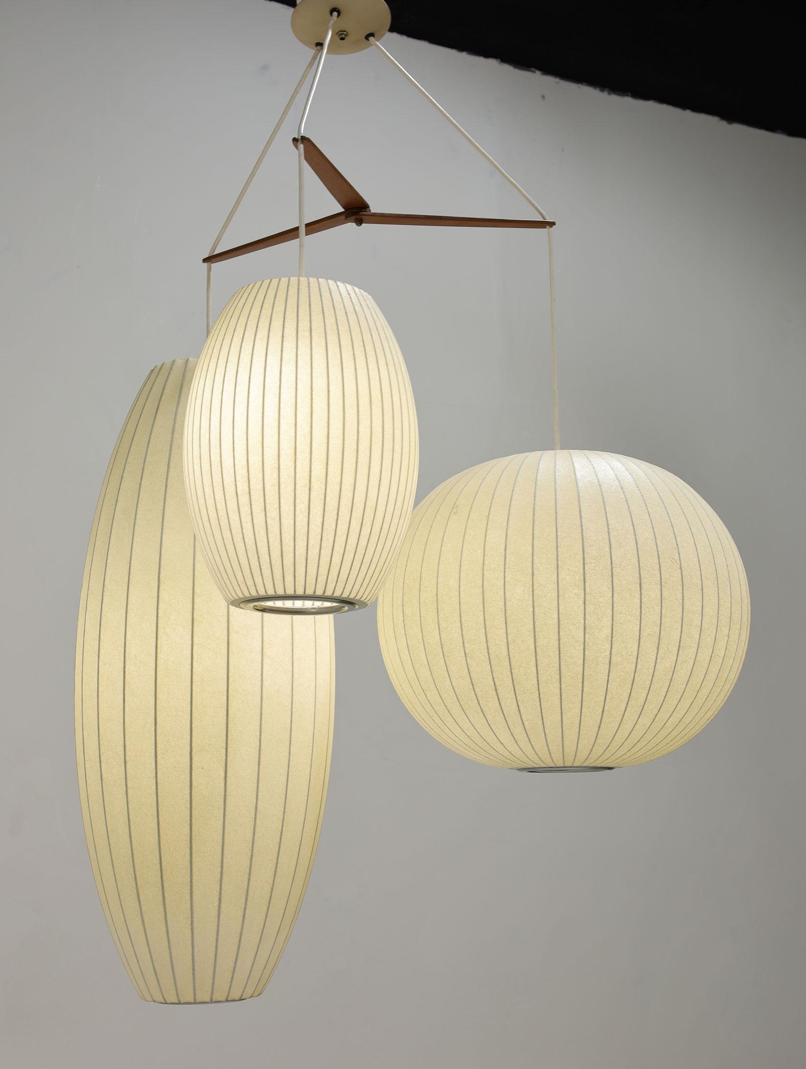 Mid-Century Modern George Nelson for Herman Miller Triple Bubble Chandelier For Sale