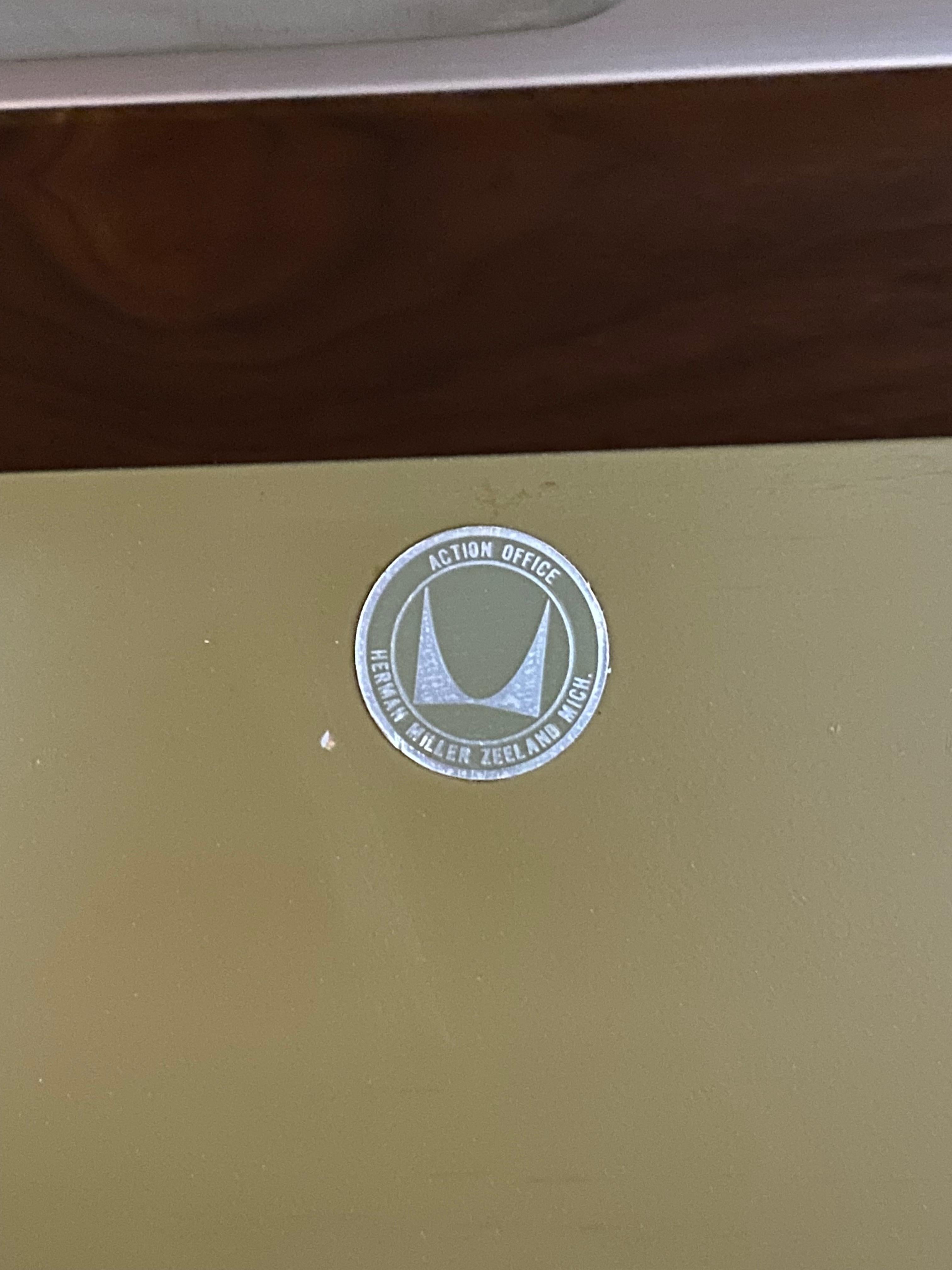 George Nelson for Herman Miller Walnut Action Office Desk en venta 10