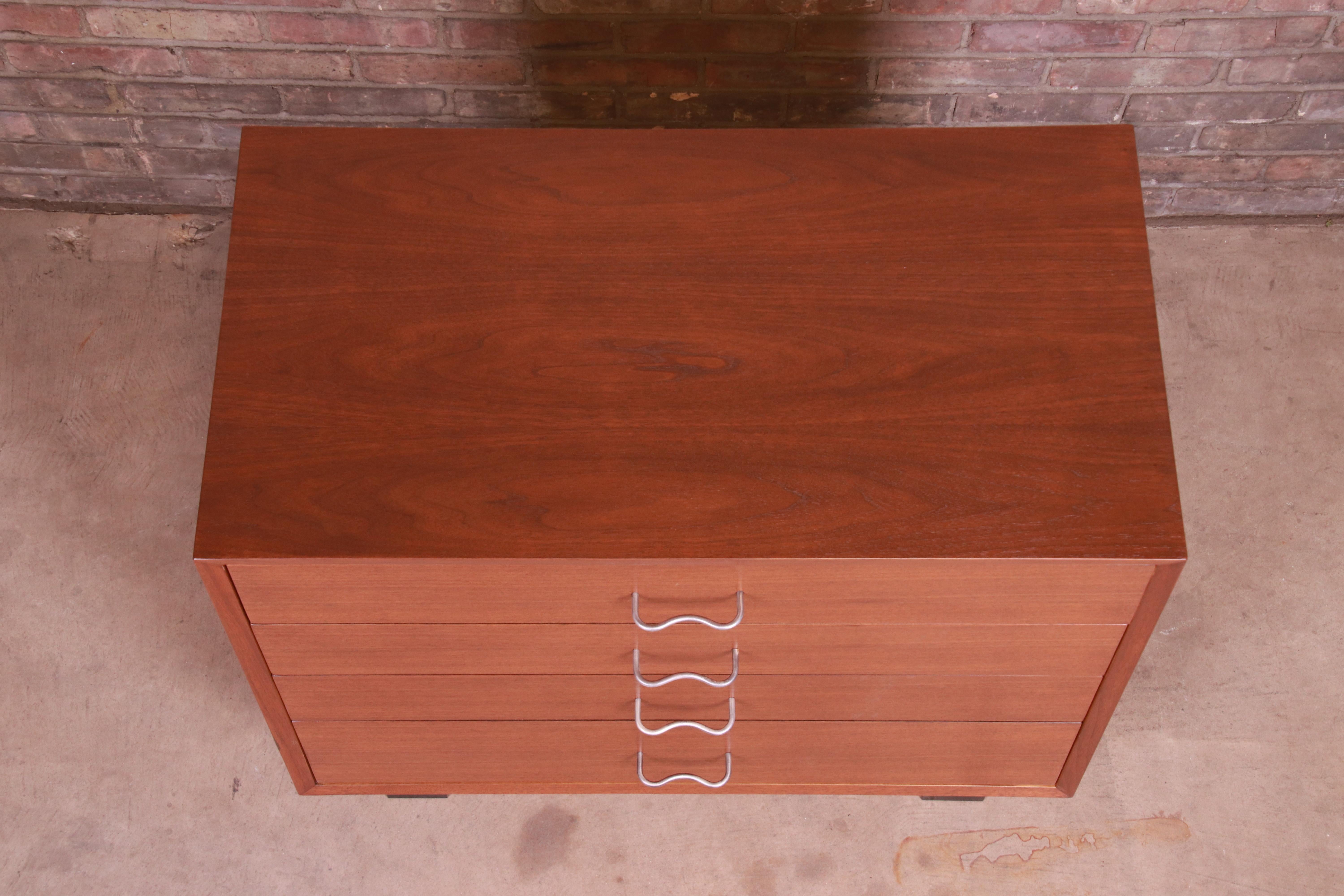 George Nelson for Herman Miller Walnut Bachelor Chest, Newly Refinished 2