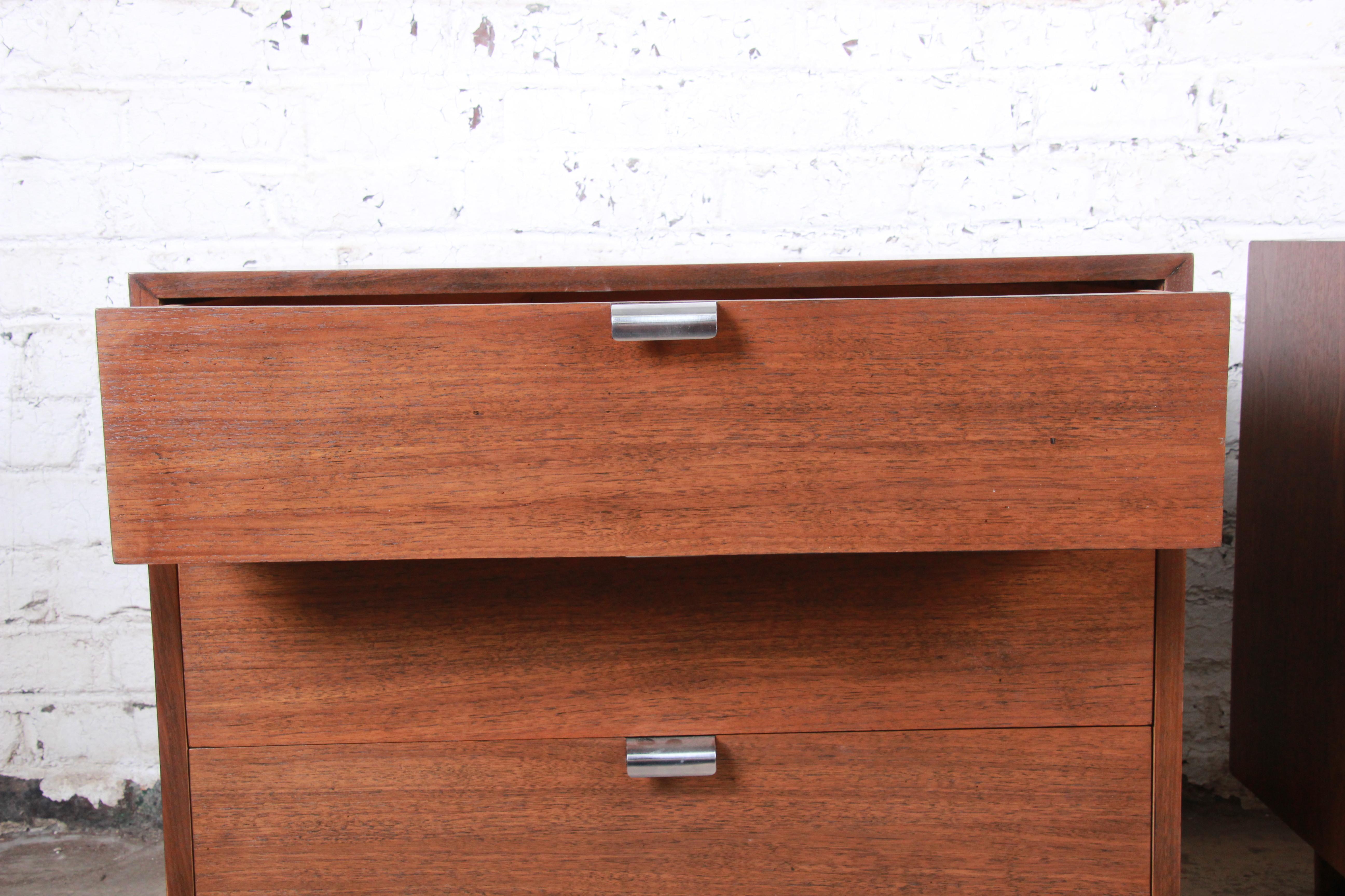 Mid-20th Century George Nelson for Herman Miller Walnut Bachelor Chests or Nightstands, Pair