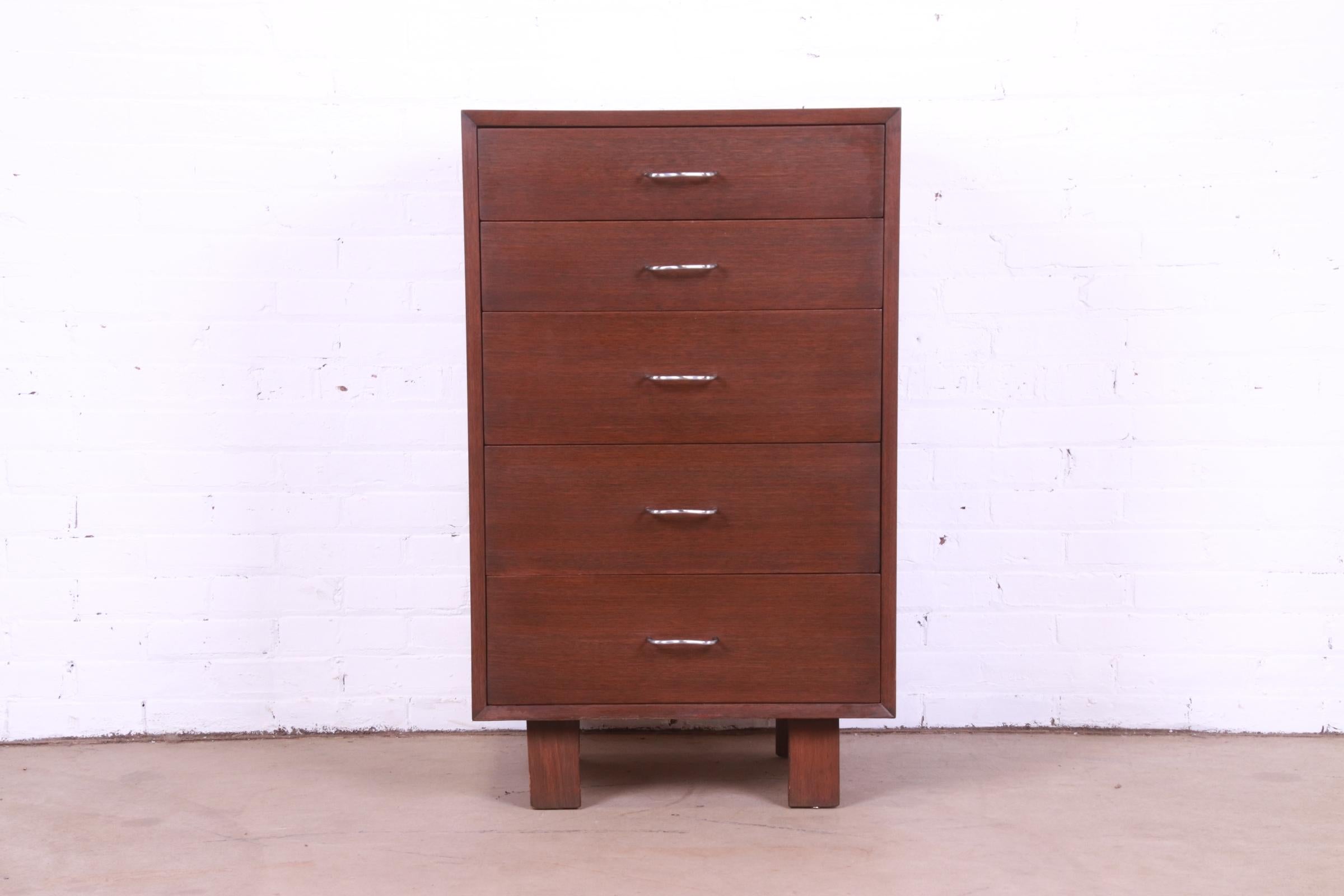 An exceptional mid-century modern five-drawer dresser chest

By George Nelson for Herman Miller, 