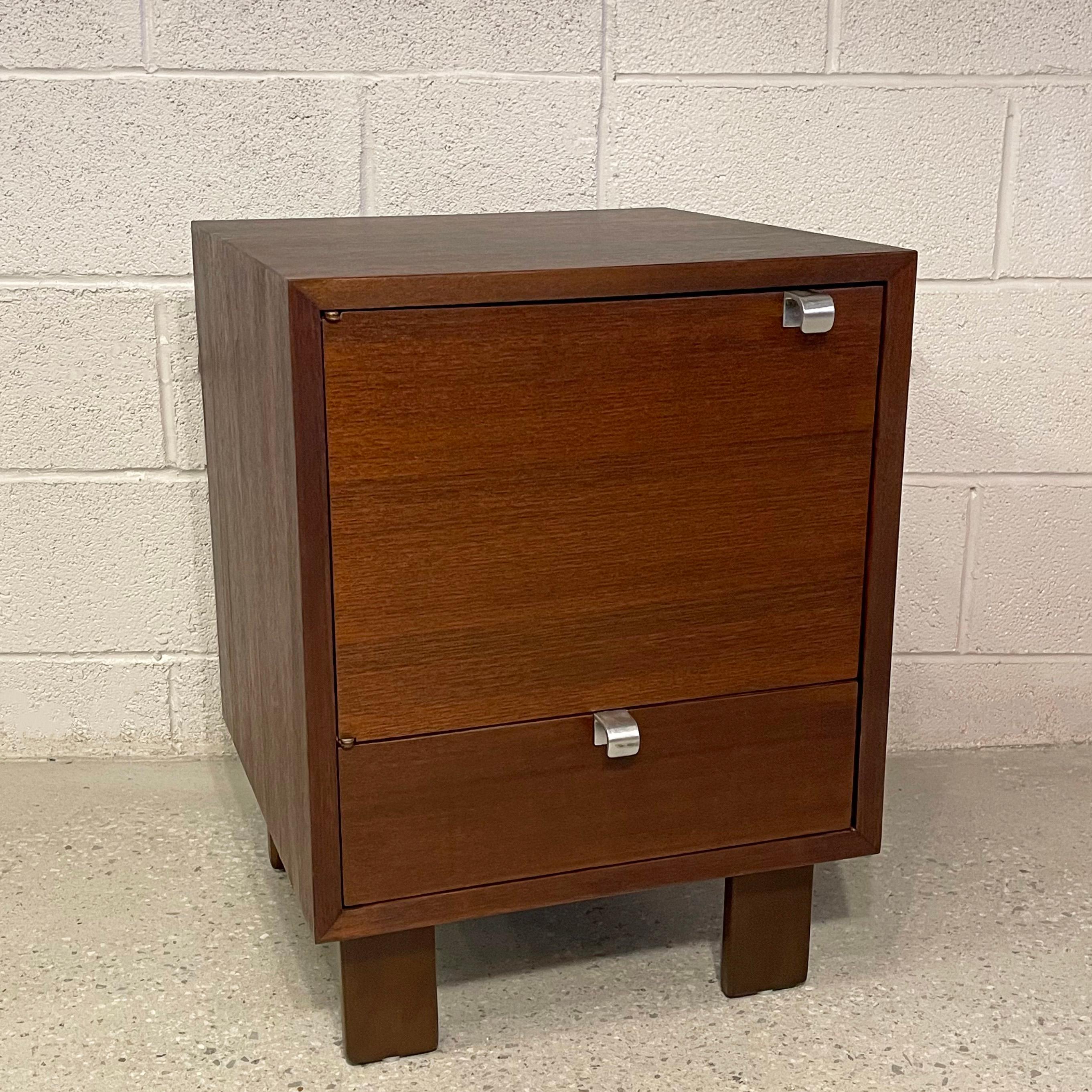 Mid-Century Modern George Nelson For Herman Miller Walnut Nighstand End Table
