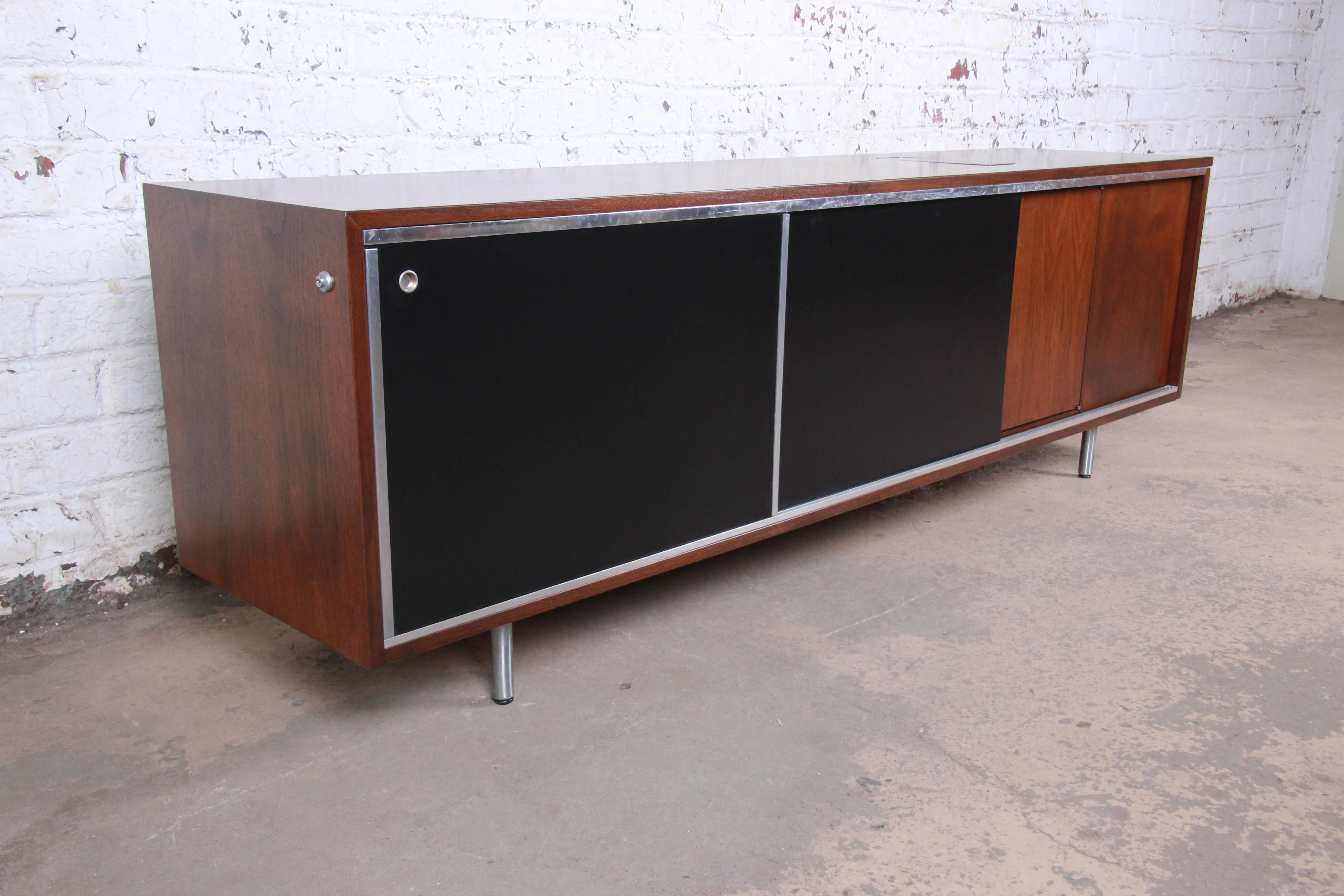 George Nelson for Herman Miller Walnut Sideboard Credenza, Newly Restored 7