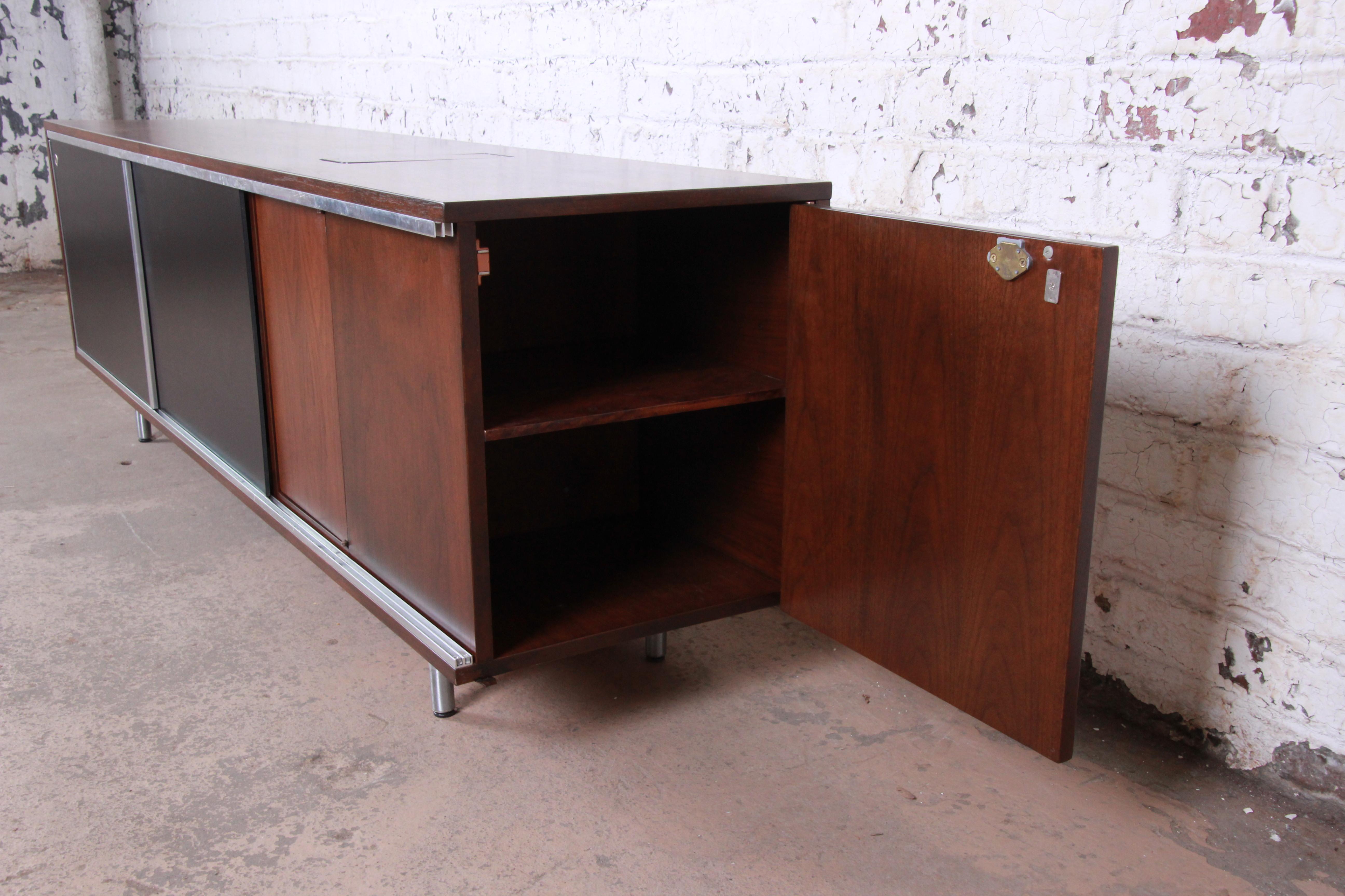 Mid-20th Century George Nelson for Herman Miller Walnut Sideboard Credenza, Newly Restored