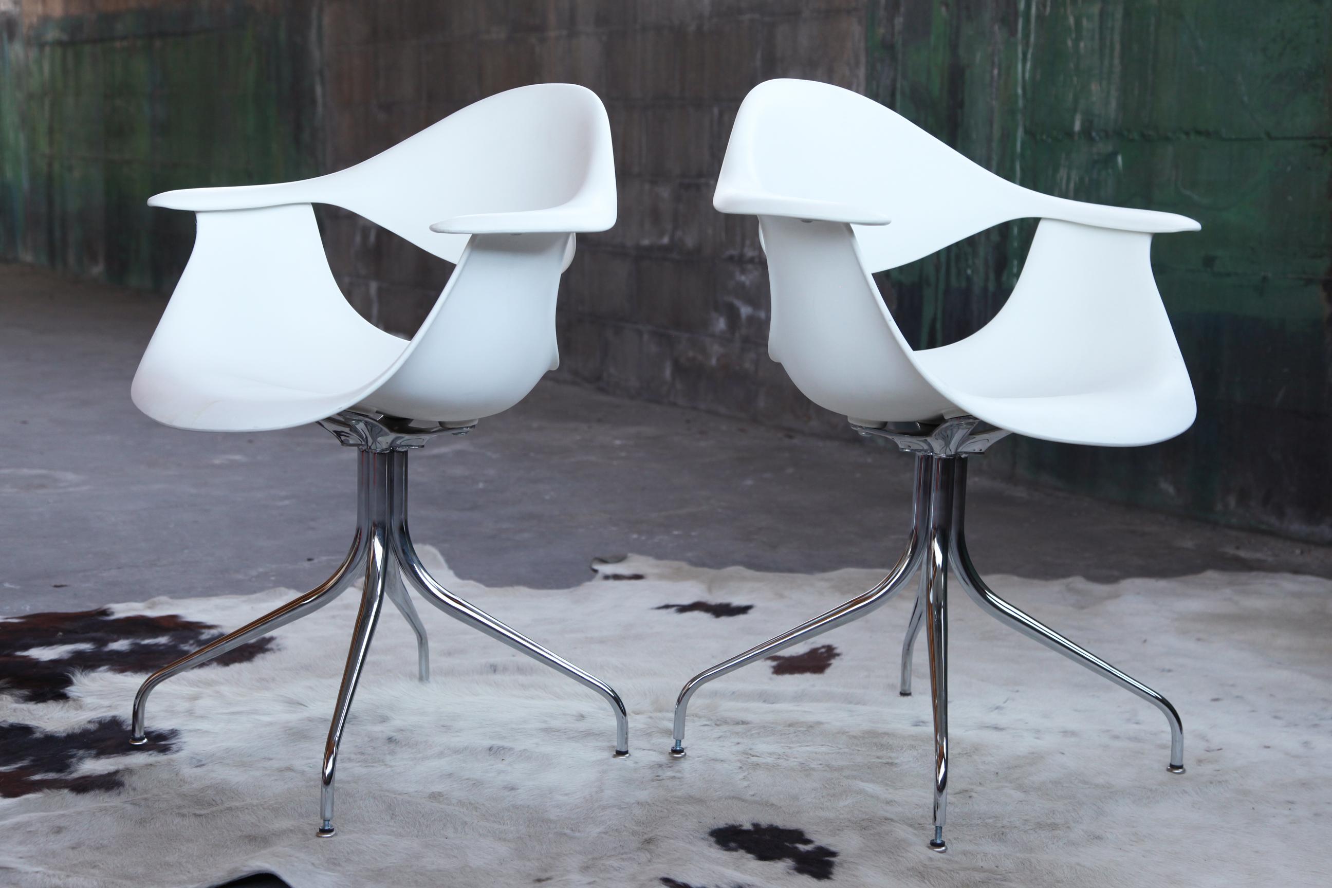 George Nelson for Herman Miller White Swag Chair, One Chair For Sale 2