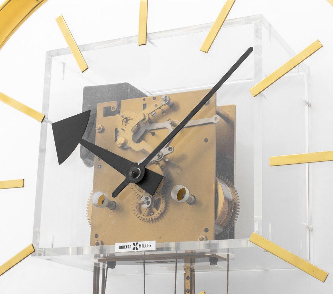 George Nelson for Howard Miller Lucite Wall Clock im Zustand „Gut“ im Angebot in Astoria, NY