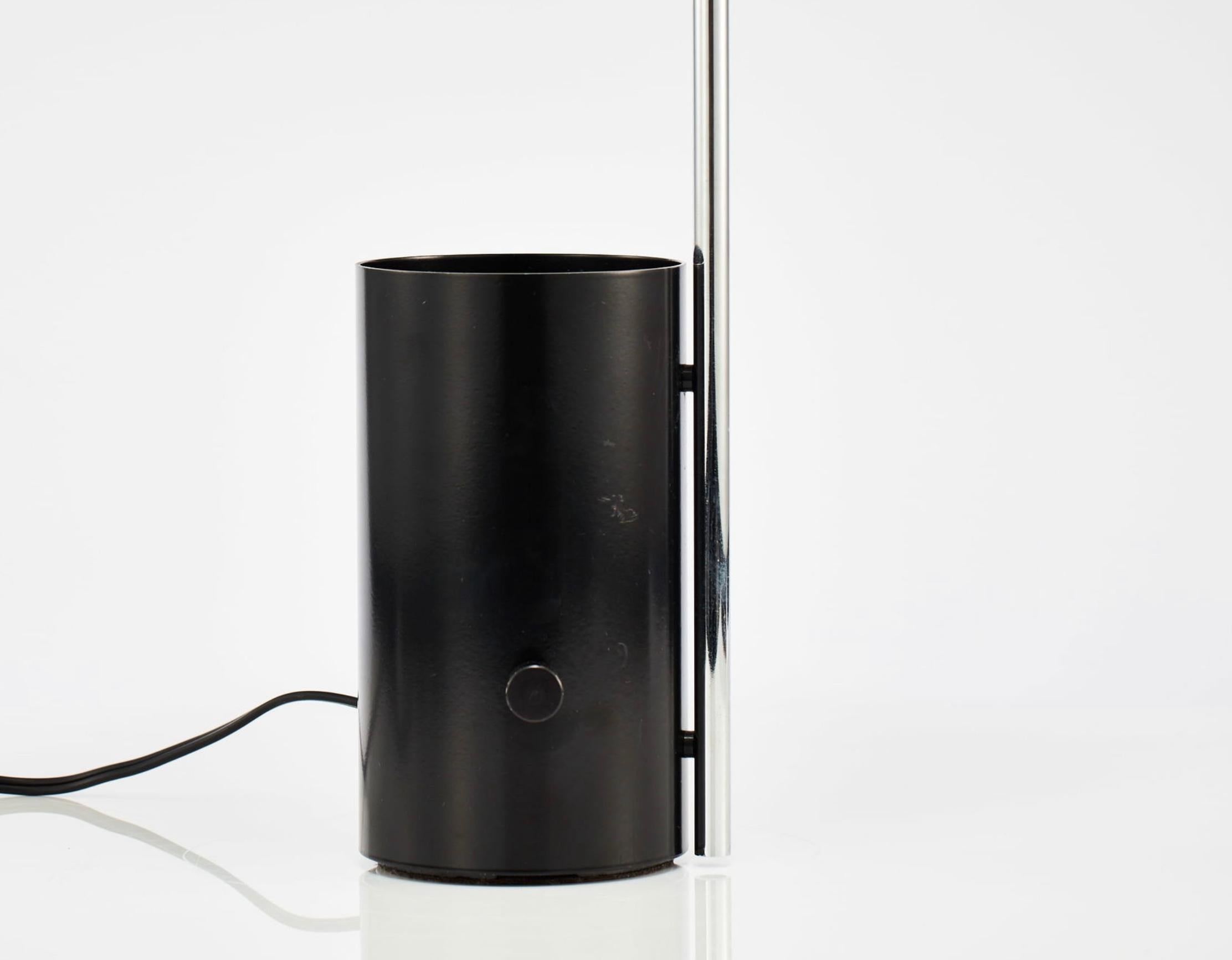 George Nelson for Koch and Lowy Half Nelson Lamp Circa 1980 In Good Condition For Sale In Palm Springs, CA