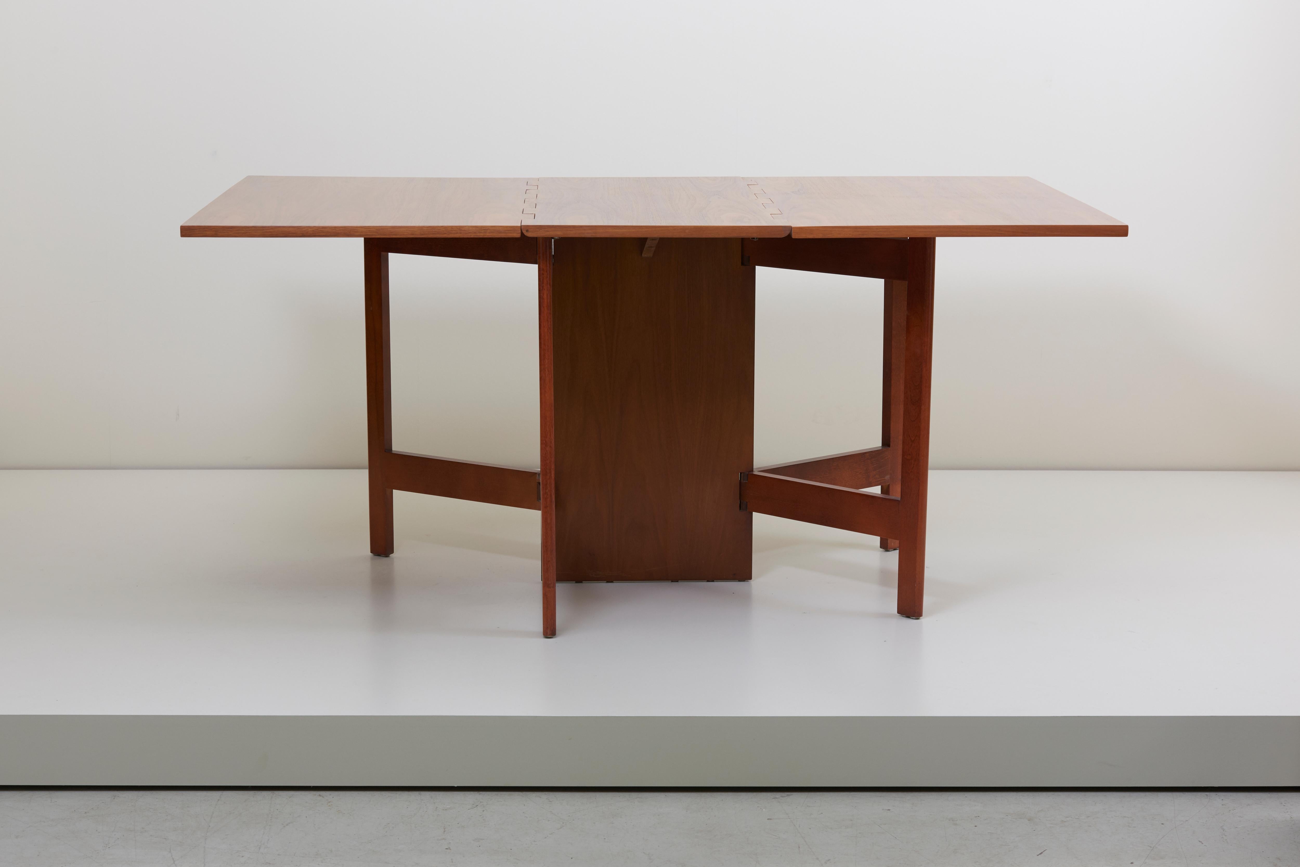 George Nelson Gate-Leg Dining Table Model 4656 by Herman Miller in Walnut 3