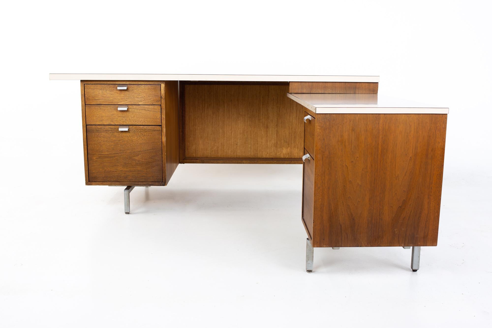 Mid-Century Modern George Nelson Herman Miller Style Robert John MCM Walnut Laminate Cane Exec Desk