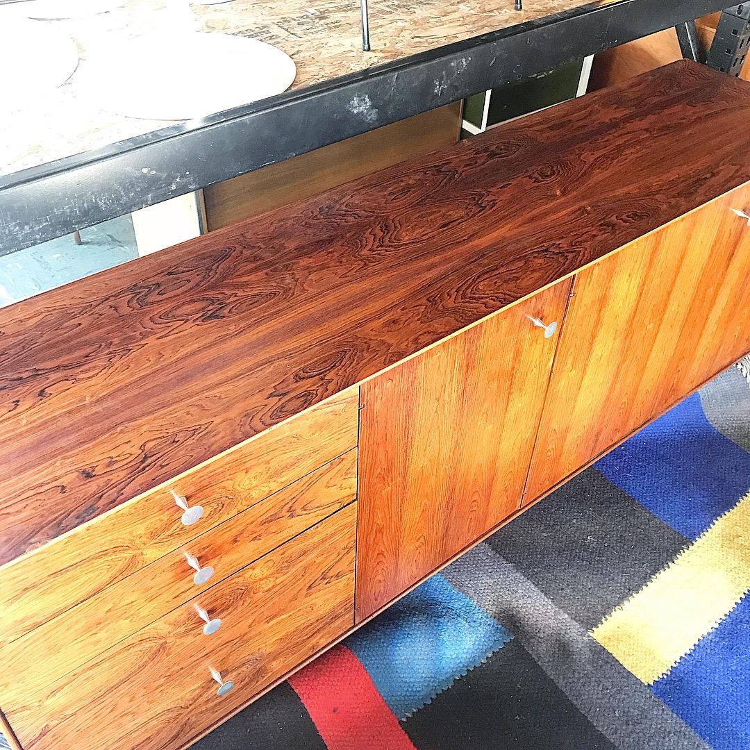 George Nelson Herman Miller Thin Edge Credenza Cabinet Rosewood In Good Condition In Salt Lake City, UT