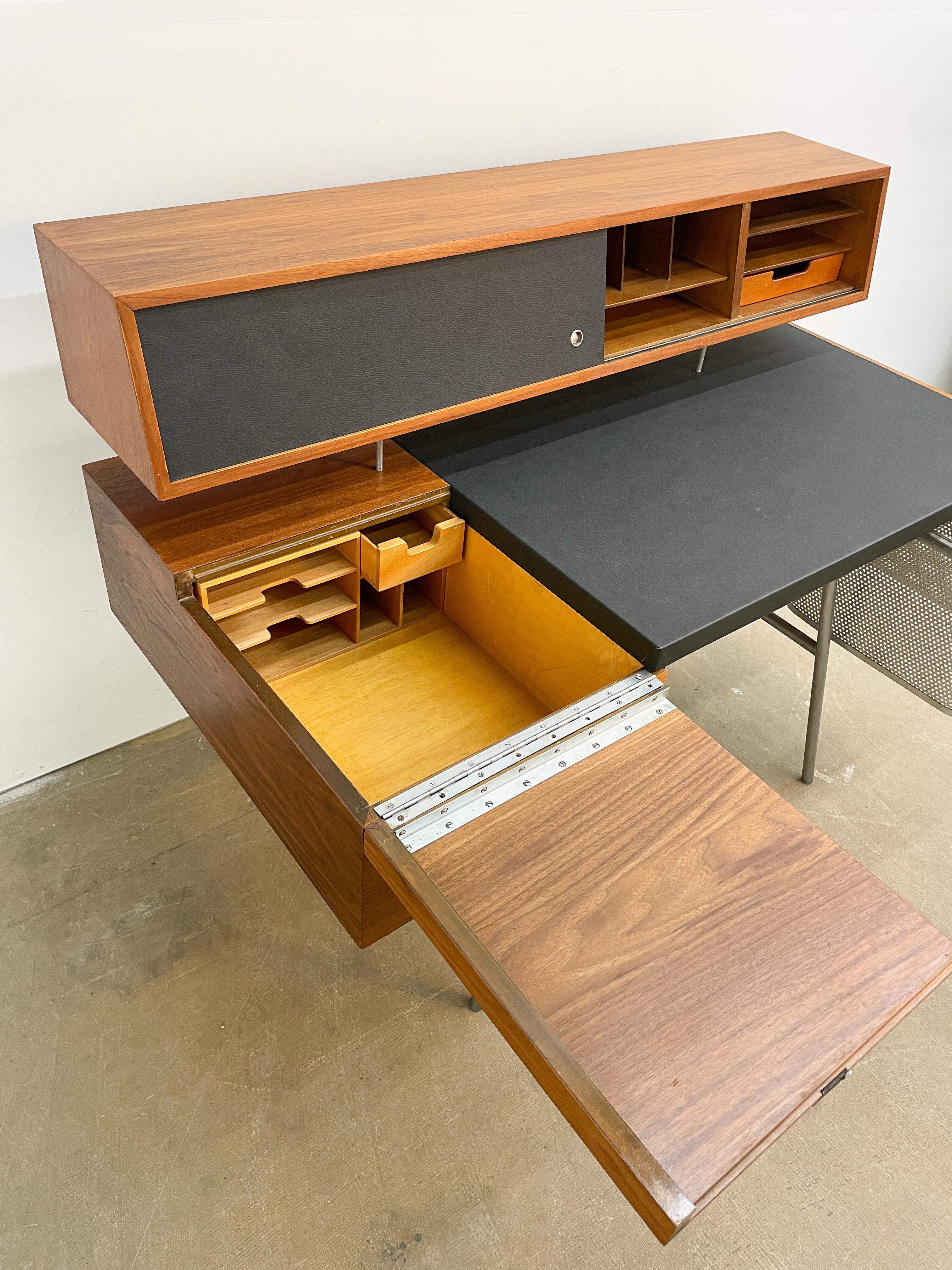 George Nelson Home Desk 4658 In Good Condition In Kalamazoo, MI