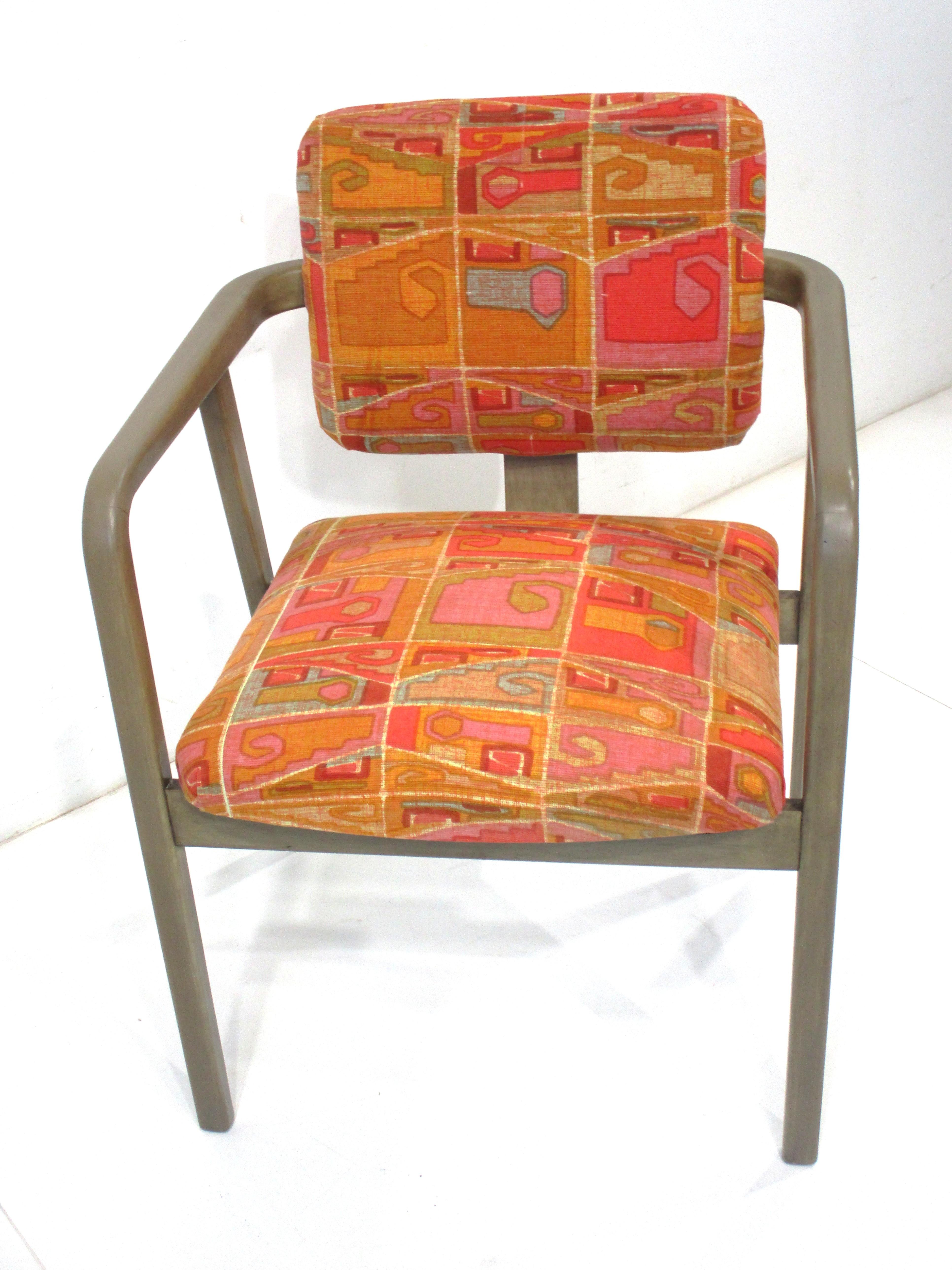 George Nelson / Jack Lenor Larsen Sillón con brazos para Herman Miller nº 4663 en venta 5