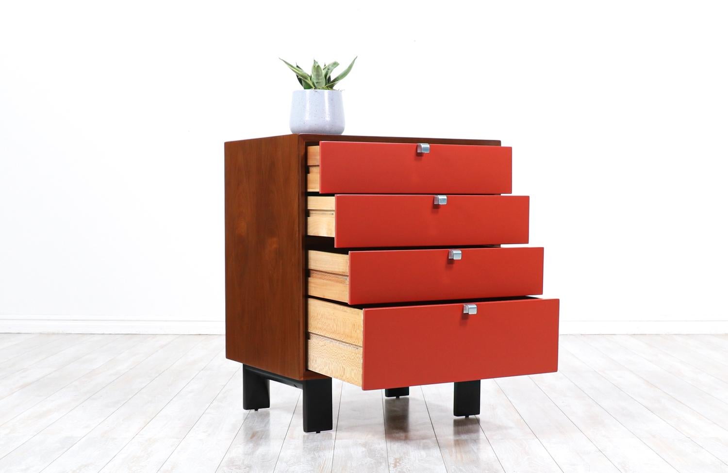 Mid-Century Modern George Nelson Lacquered Chest of Drawers for Herman Miller