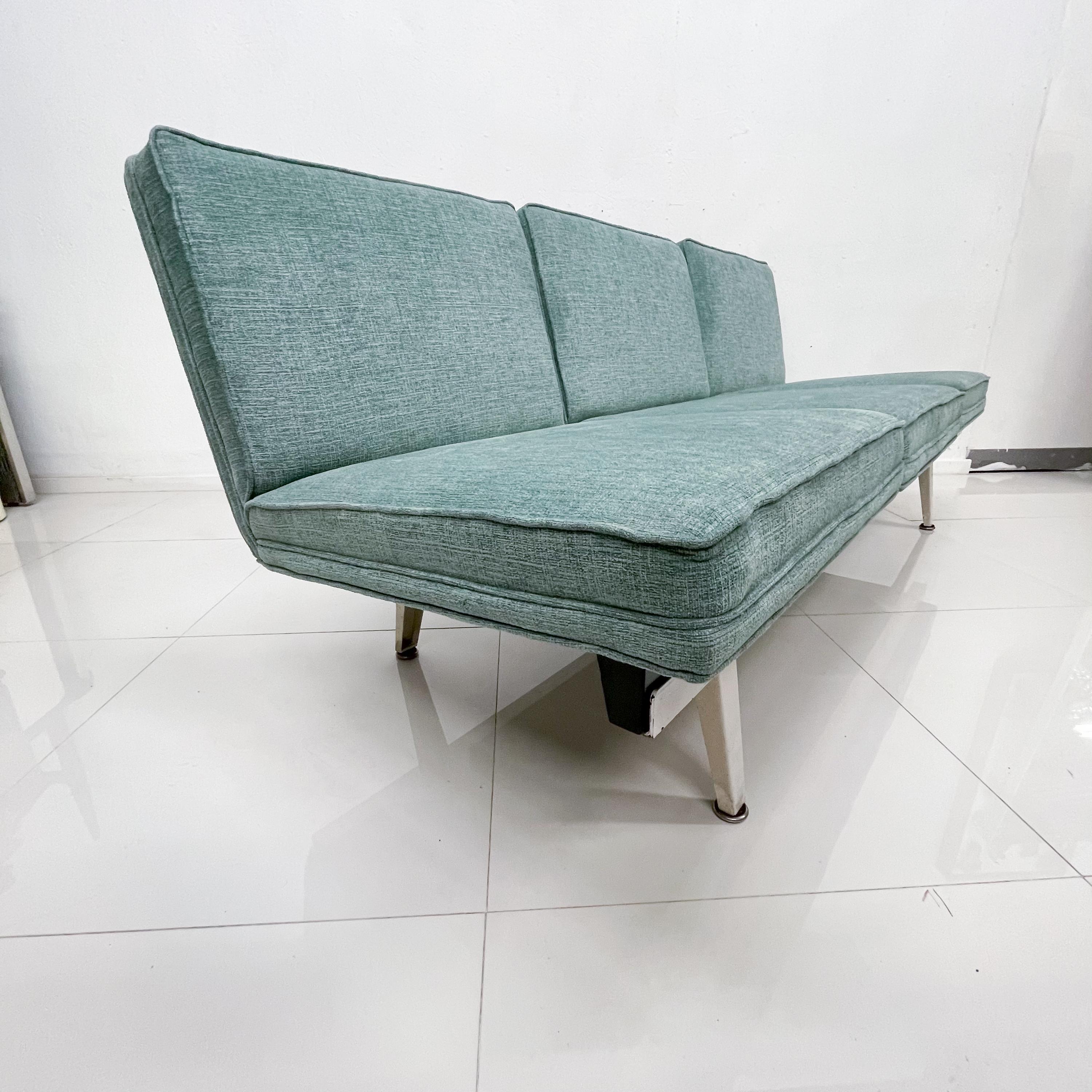 Mid-Century Modern George Nelson Modern Sofa for Herman Miller in Ethereal Mint Green 1950s USA