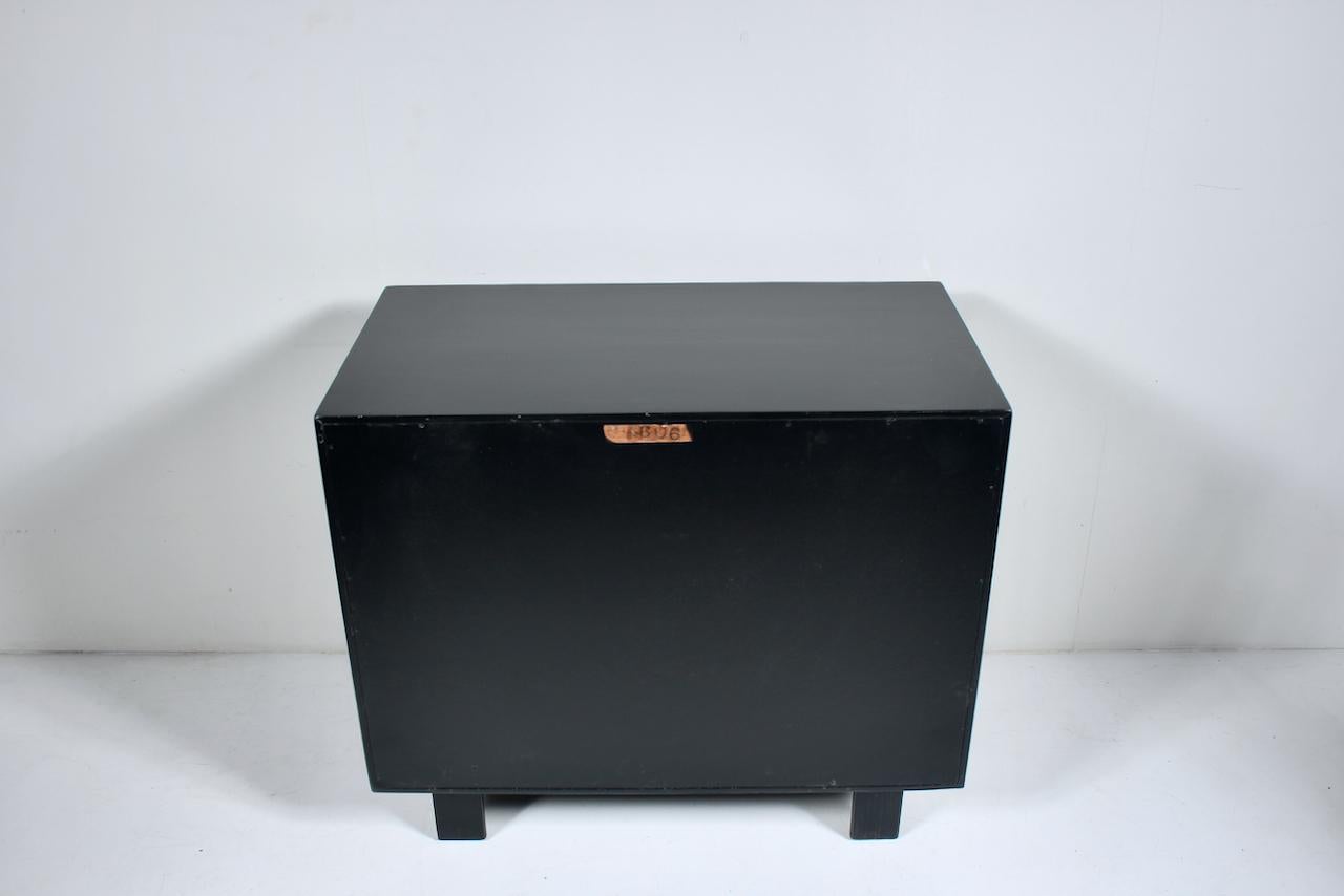 Comò a quattro cassetti in mogano smaltato nero di George Nelson, anni '50 in vendita 8