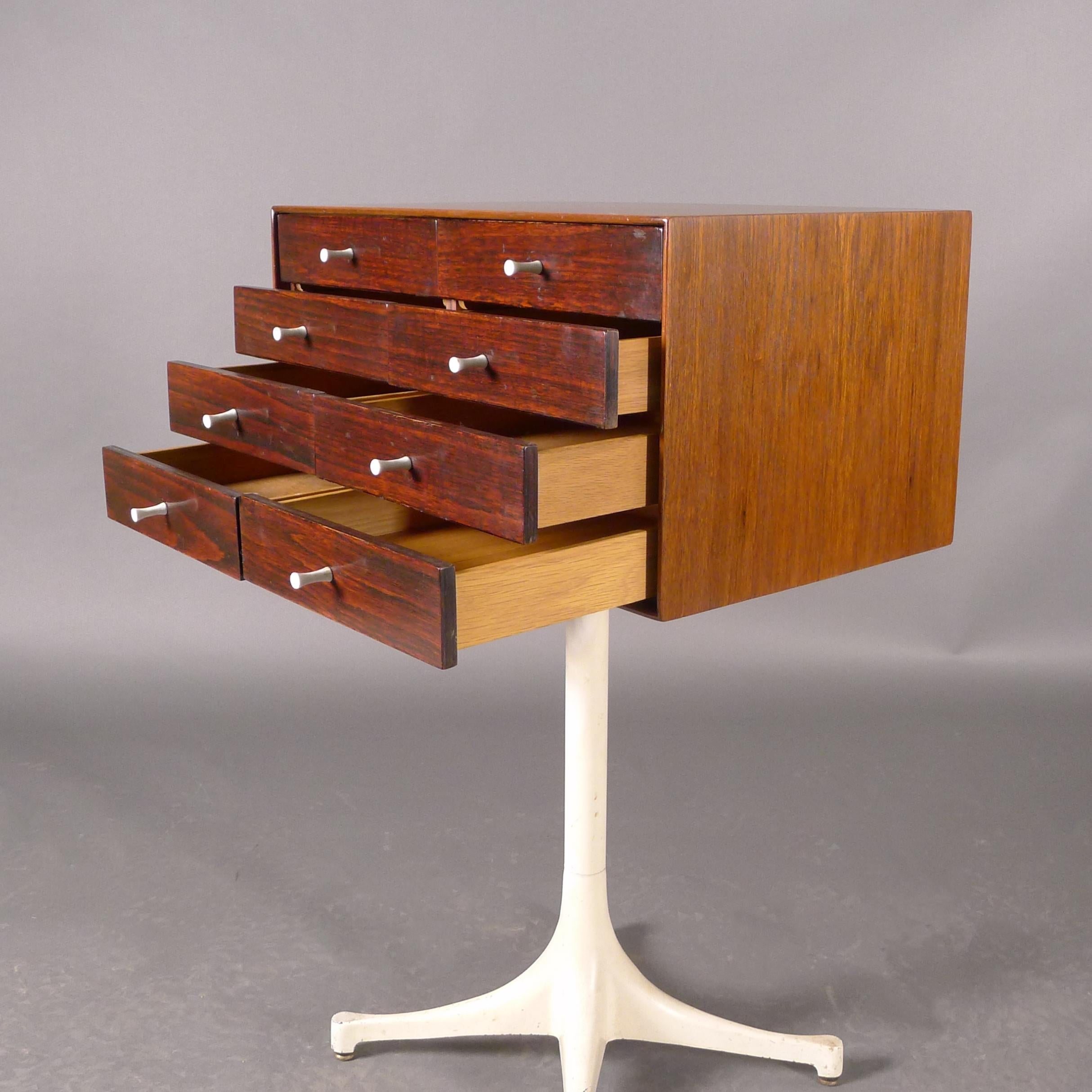 Américain George Nelson, boîte à bijoux en bois de rose, années 1950 en vente
