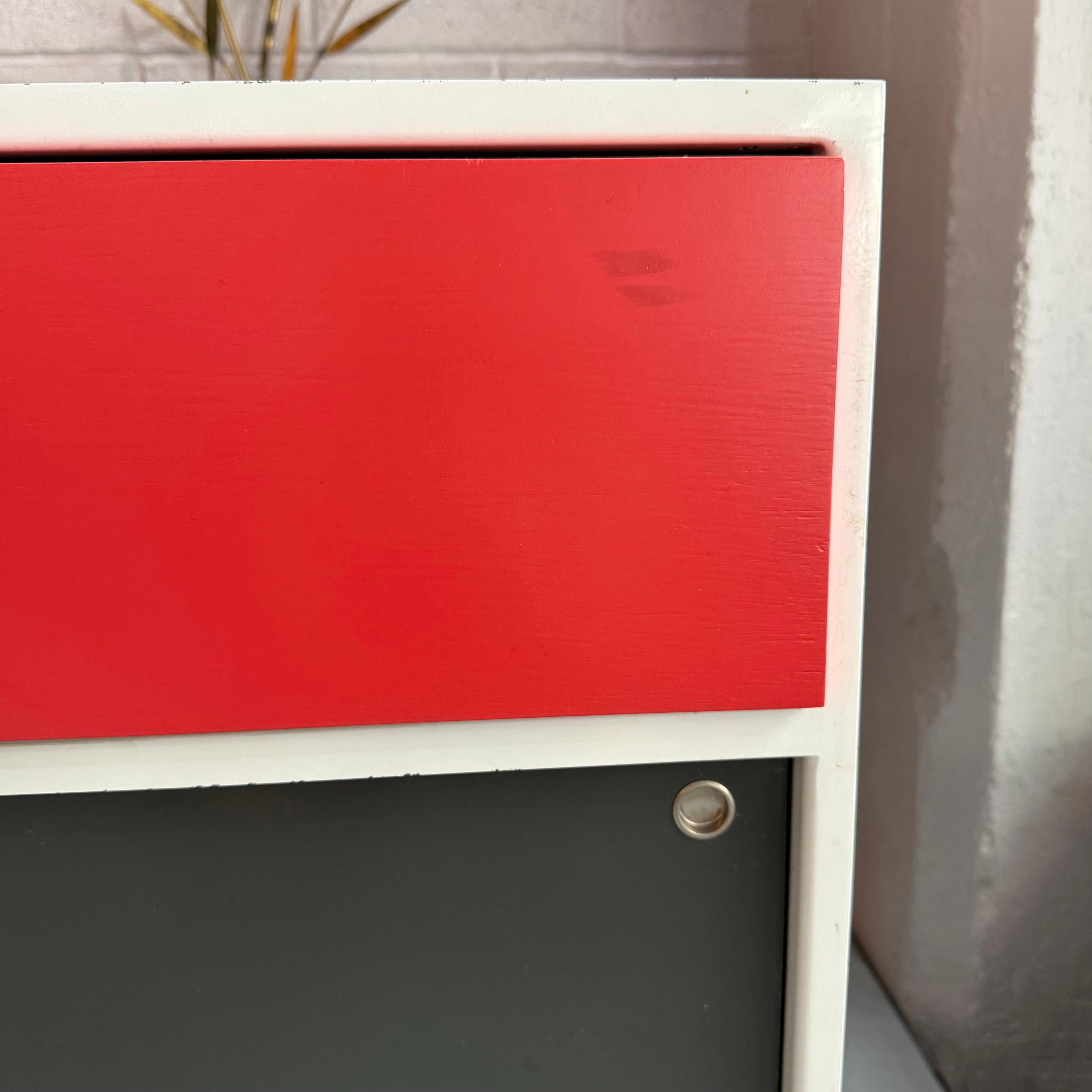 Armario con estructura de acero George Nelson Modelo 4036 Para Herman Miller en venta 1