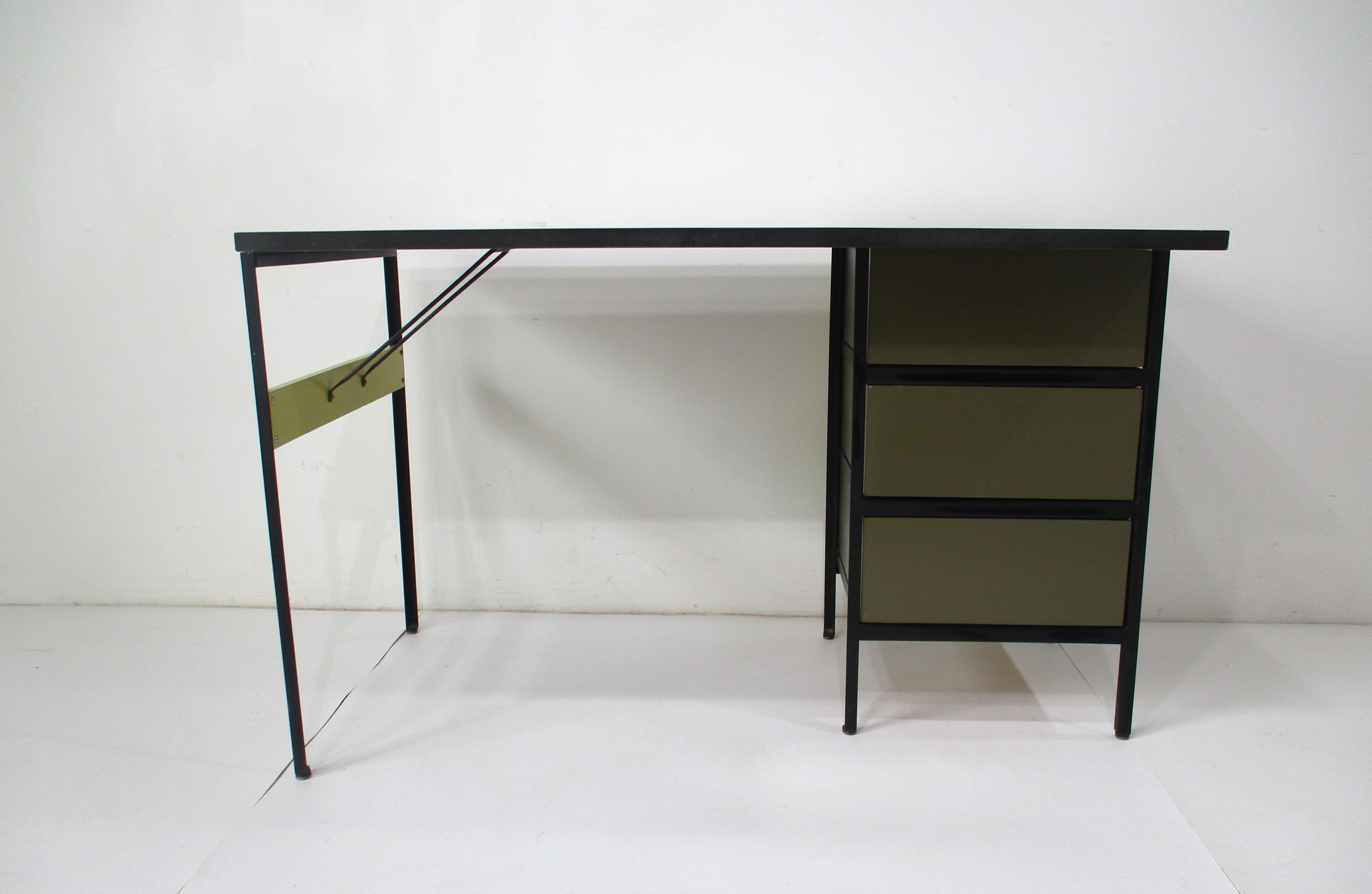 George Nelson Steel Frame Desk for Herman Miller  2