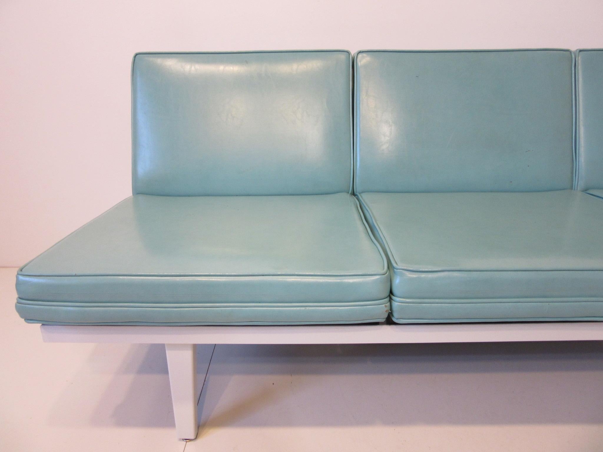 steel frame couch