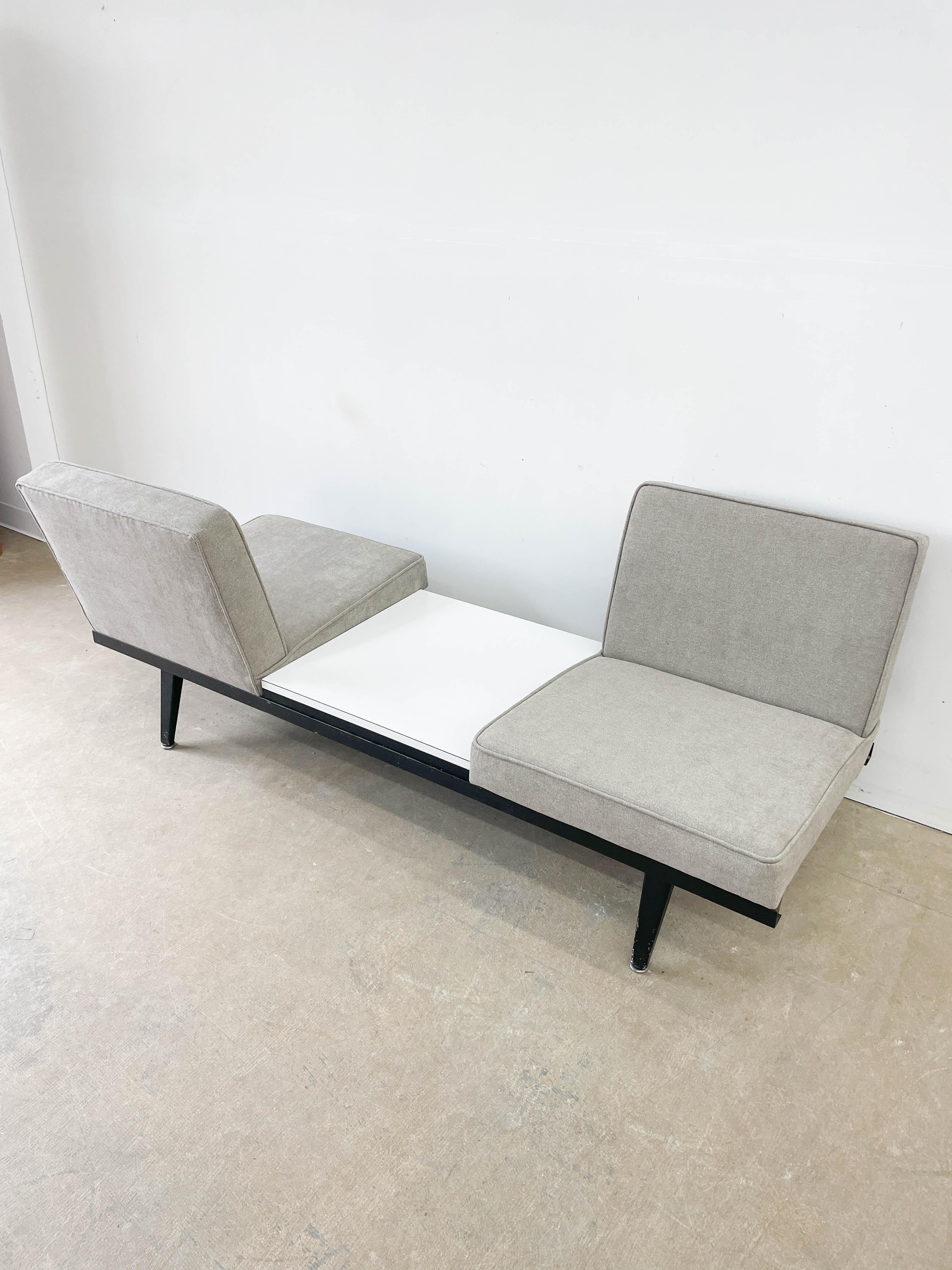 George Nelson Steelframe L Sofa for Herman Miller In Good Condition In Kalamazoo, MI