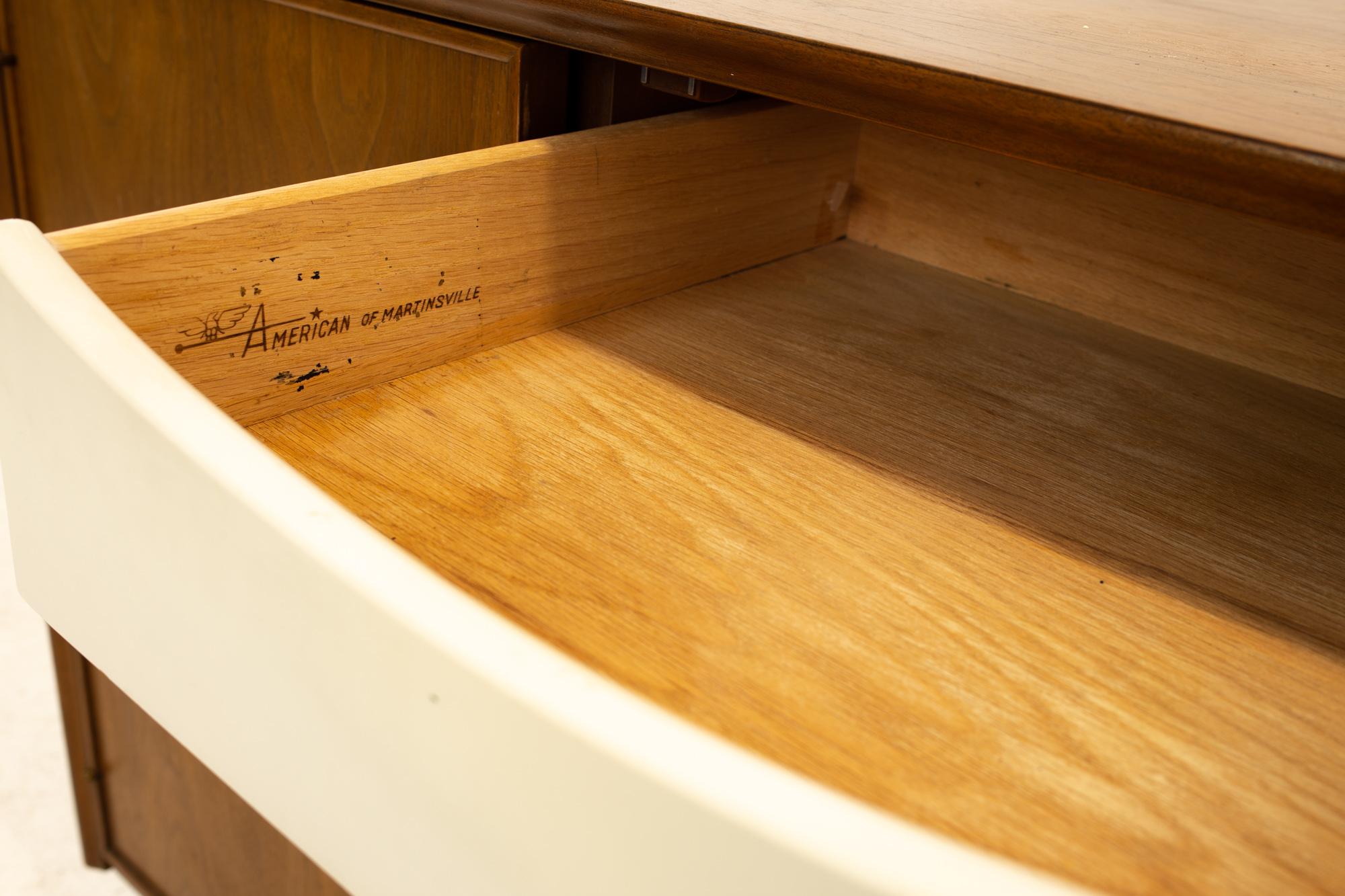 Nelson Style American of Martinsville Walnut Bar Record