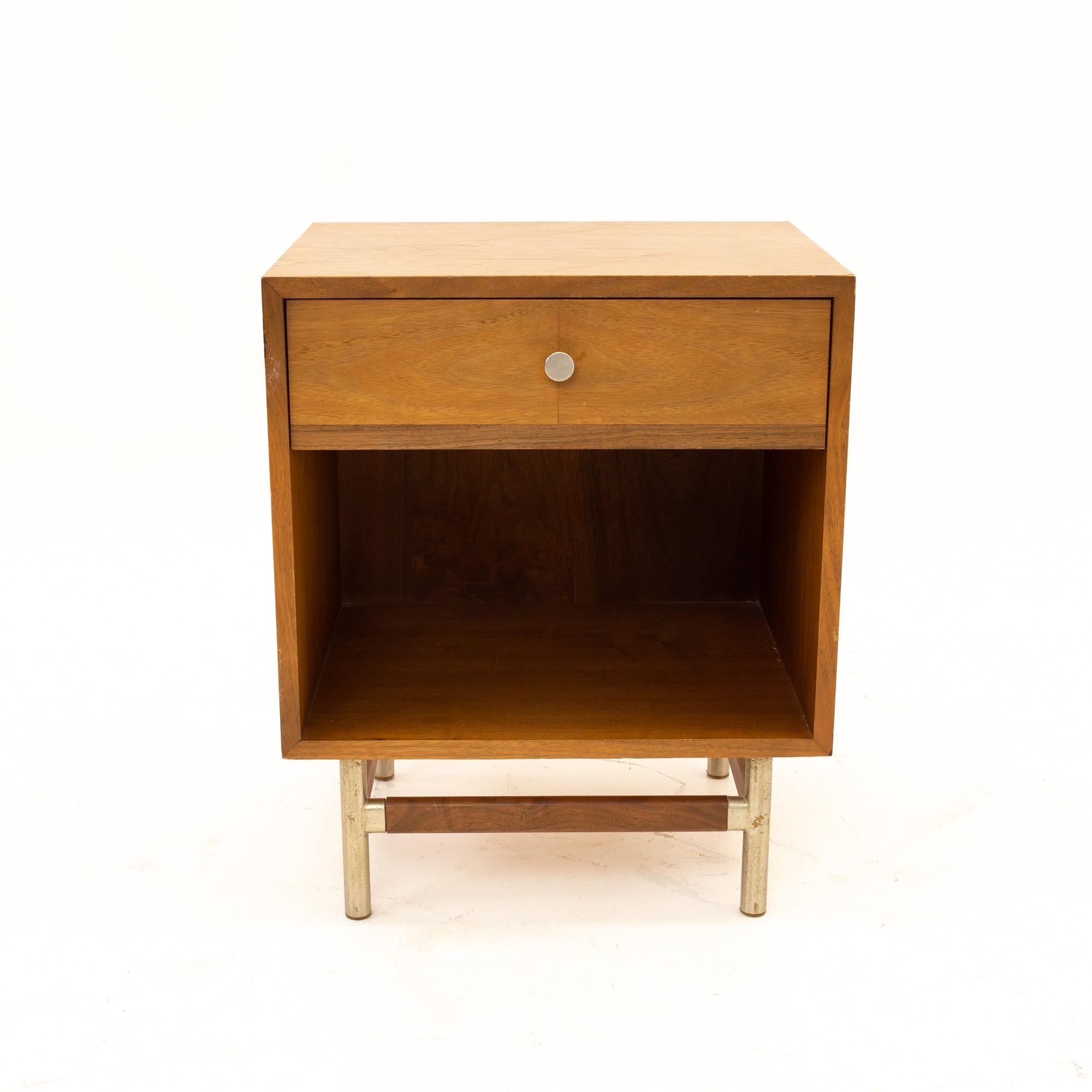 George Nelson style Kroehler signature line Mid Century walnut rosewood and metal nightstand
Nightstand measures: 20 wide x 16 deep x 24.75 high

This price includes getting this piece in what we call restored vintage condition. That means the piece