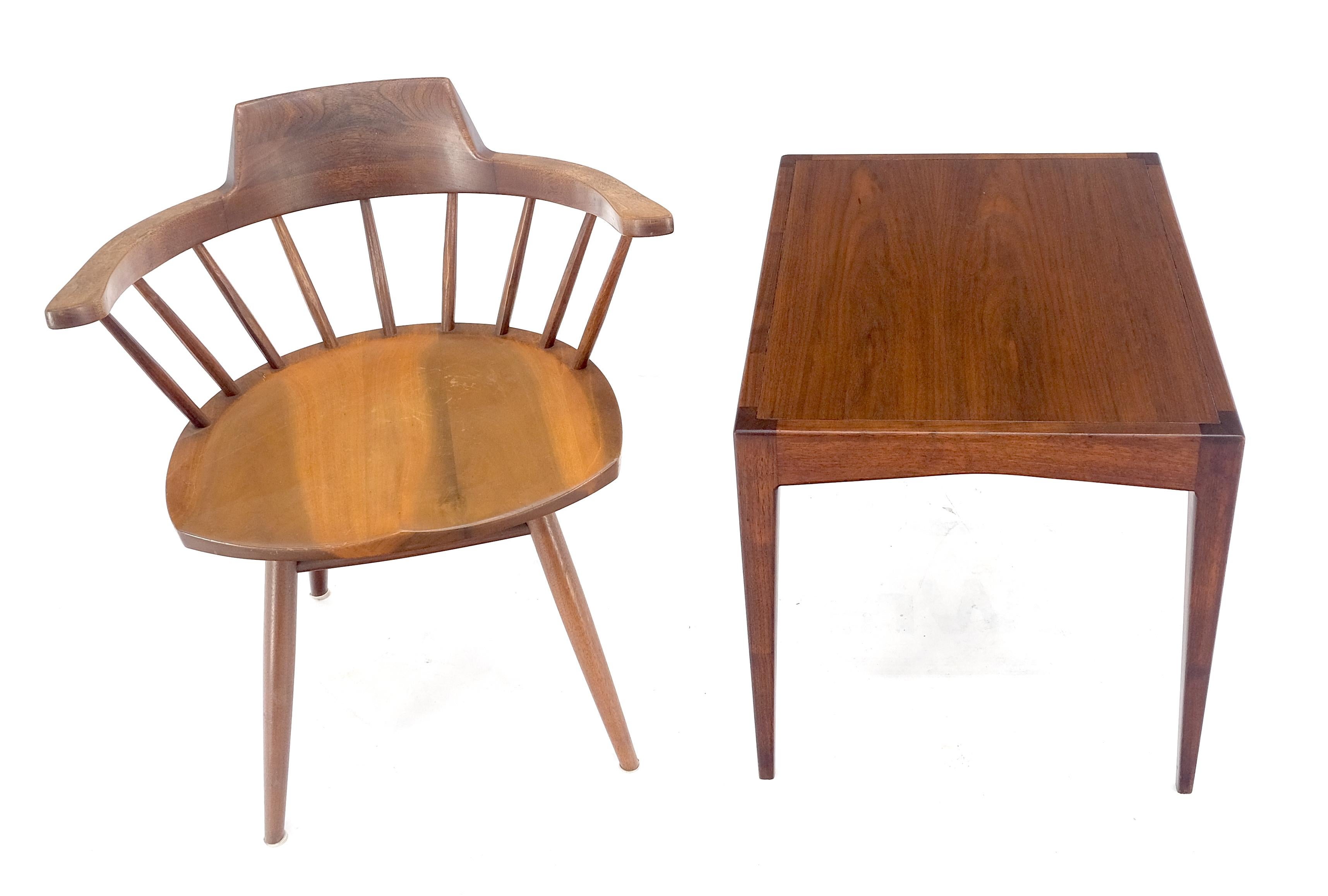 George Nelson Style Mid Century Modern Walnut Side End Table on Tapered Leg MINT For Sale 3