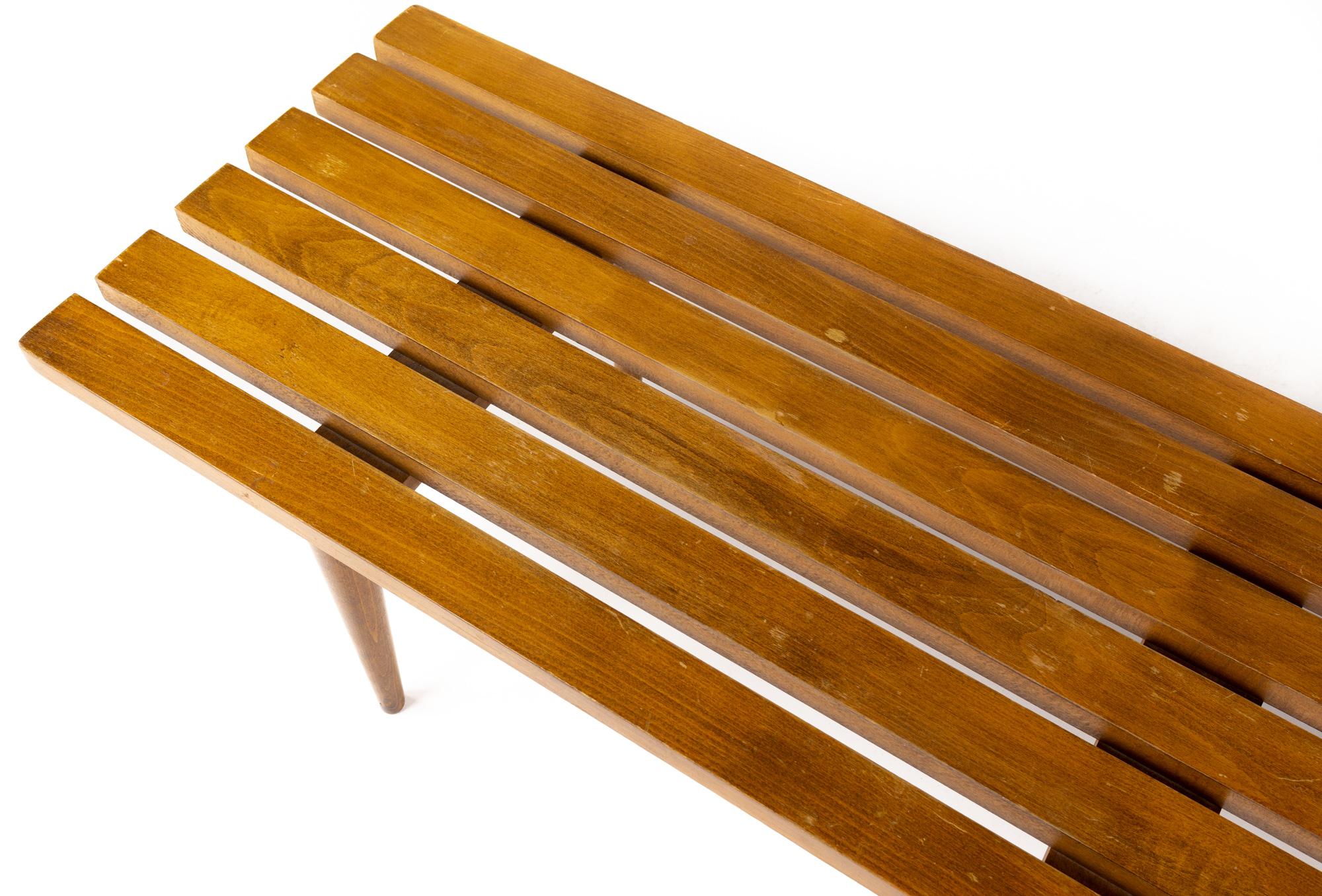 George Nelson Style Mid Century Slat Bench In Good Condition For Sale In Countryside, IL