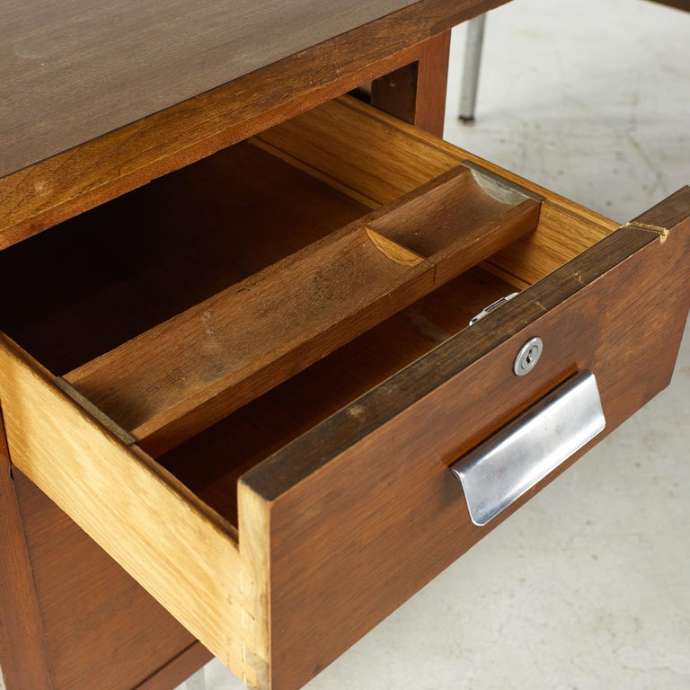 Nelson Style Midcentury Walnut Formica and Cane L Desk For Sale