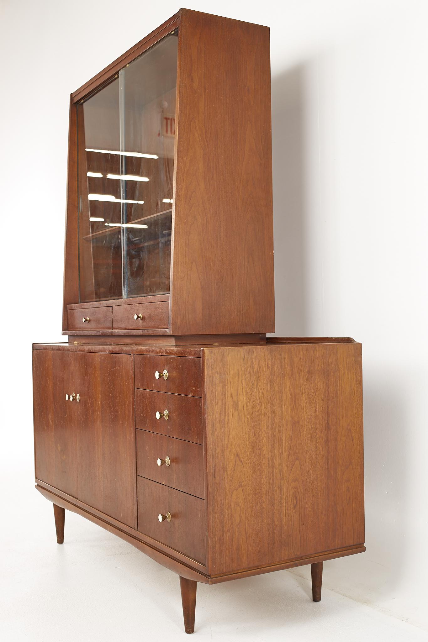 Mid-Century Modern George Nelson Style Morganton Mid-Century Walnut Buffet and Hutch