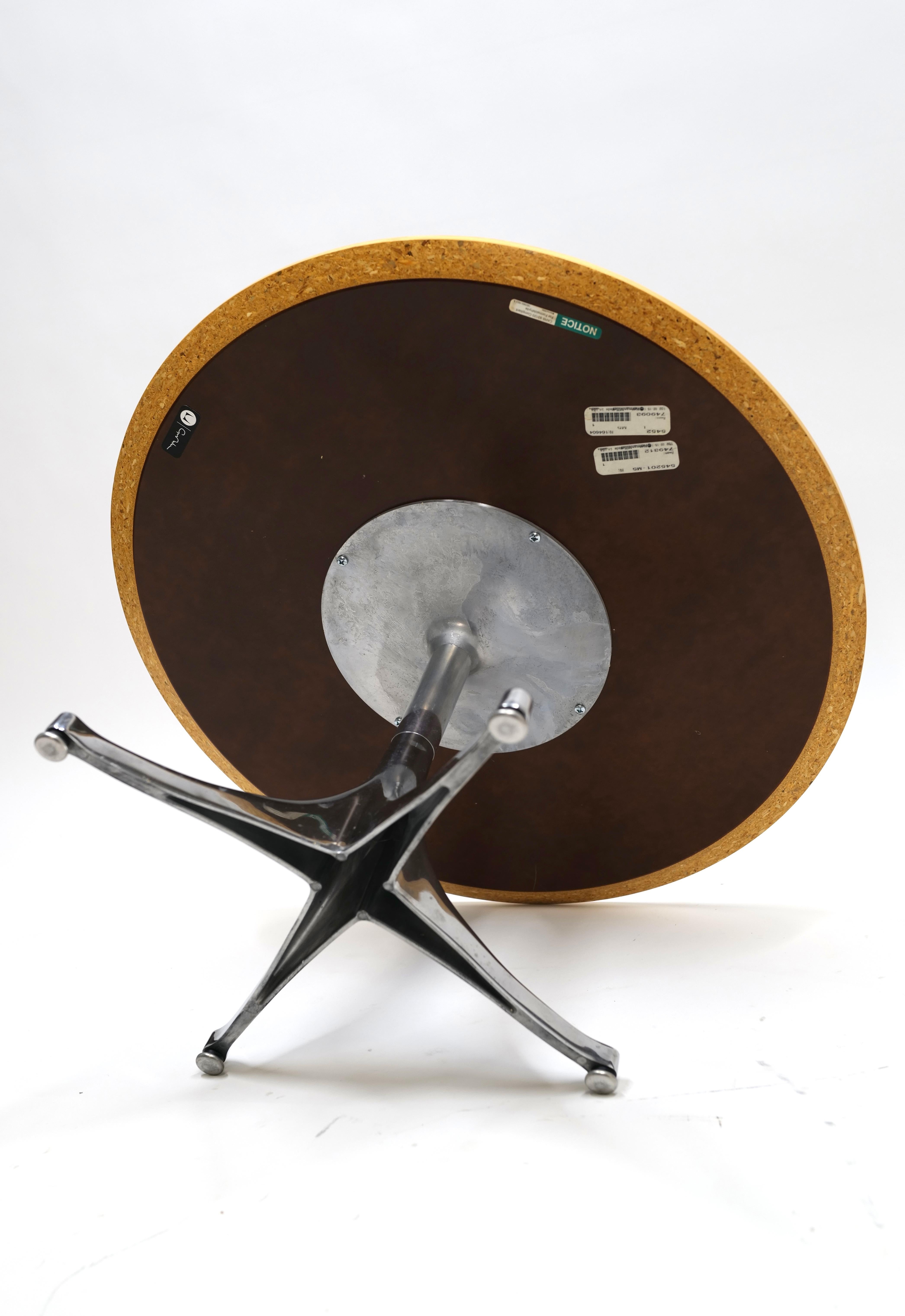 Cocktailtisch mit Swag-Beinen von George Nelson für Herman Miller (Aluminium) im Angebot