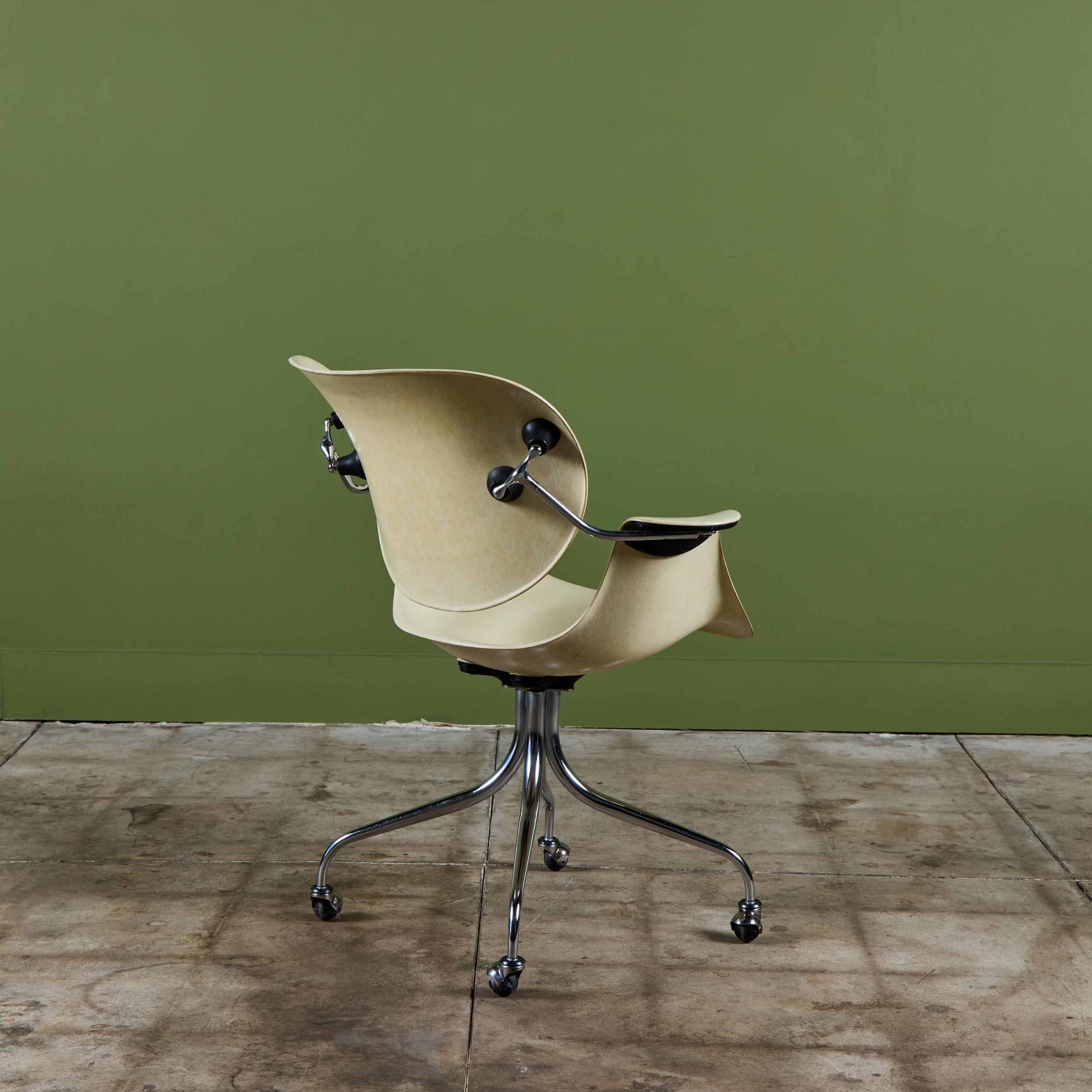 George Nelson Swaged Leg Desk Chair for Herman Miller In condizioni buone in vendita a Los Angeles, CA