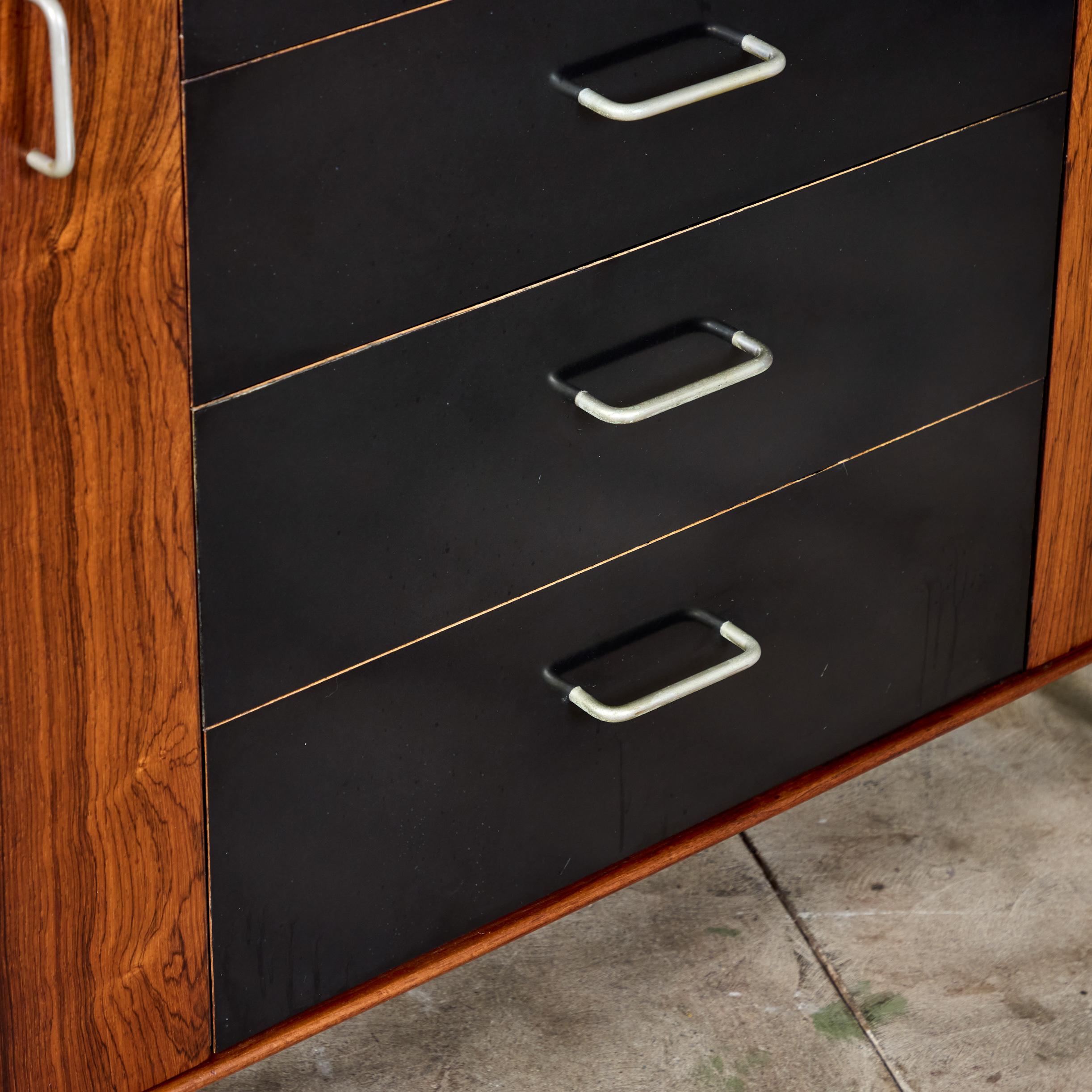 Schrank aus Palisanderholz mit dünner Kante von George Nelson für Herman Miller im Angebot 7