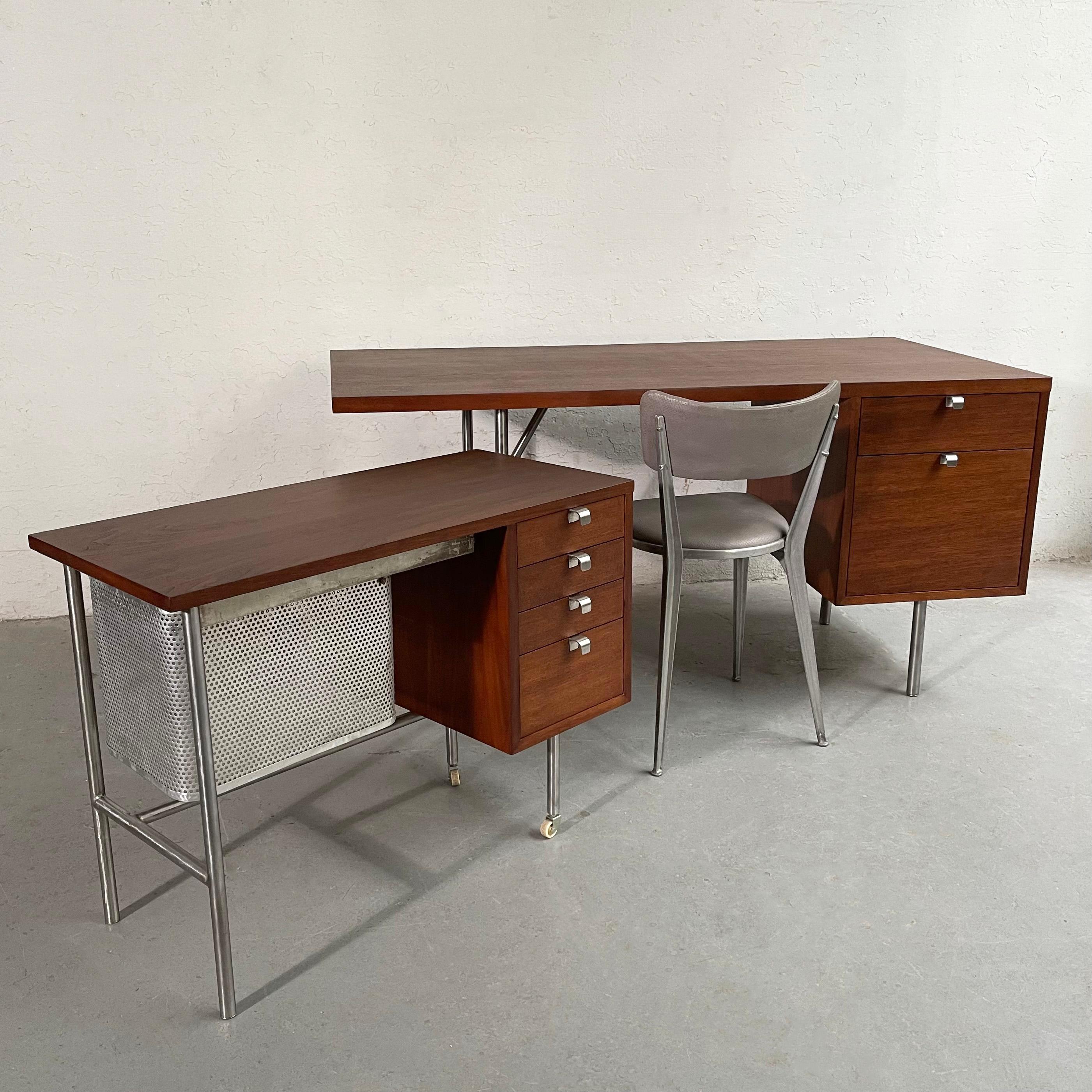 20th Century George Nelson Walnut Executive and Typewriter Desk Set For Sale