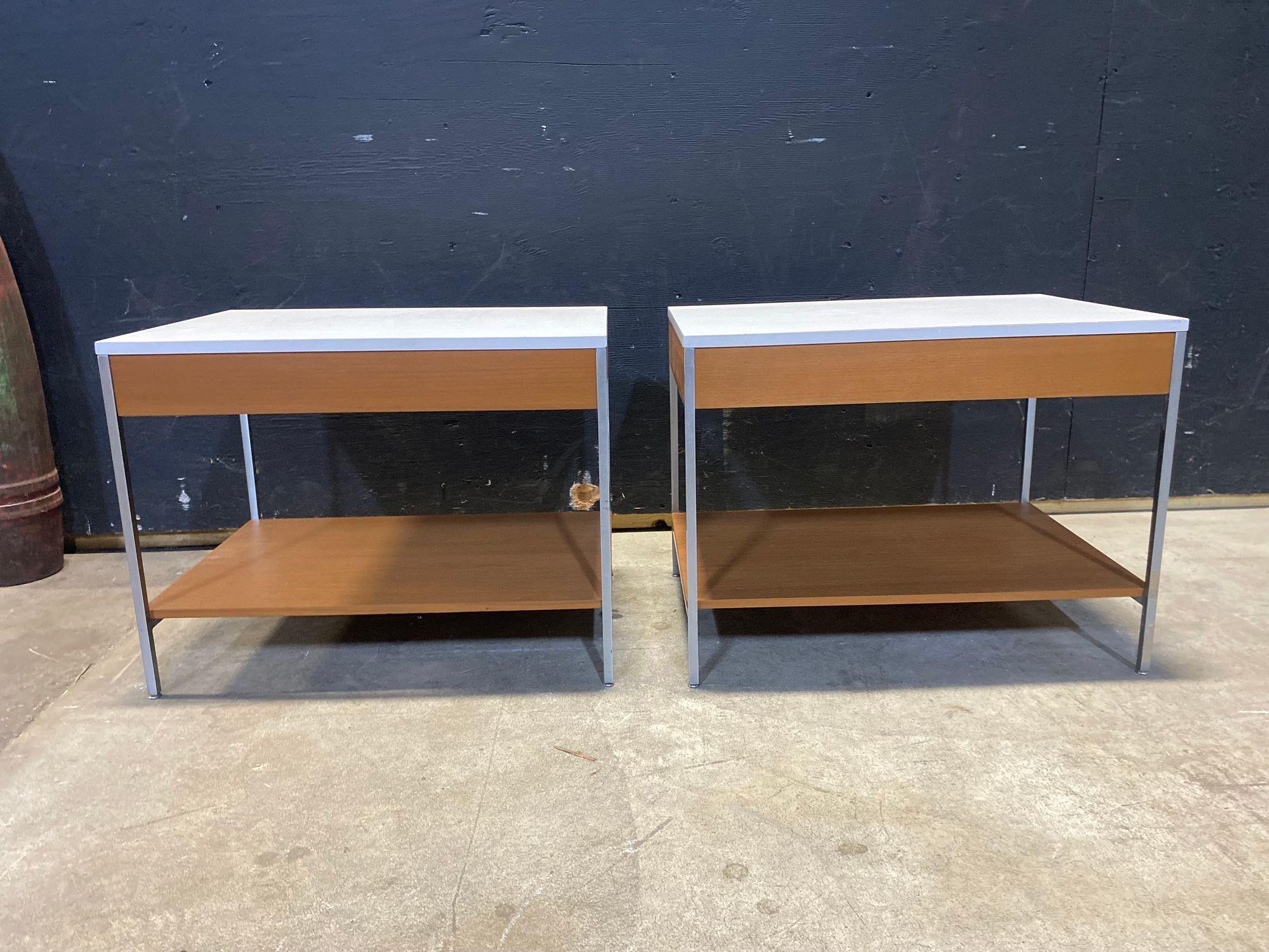 Metà XX secolo George Nelson Walnut Nightstands with White Laminate tops in vendita