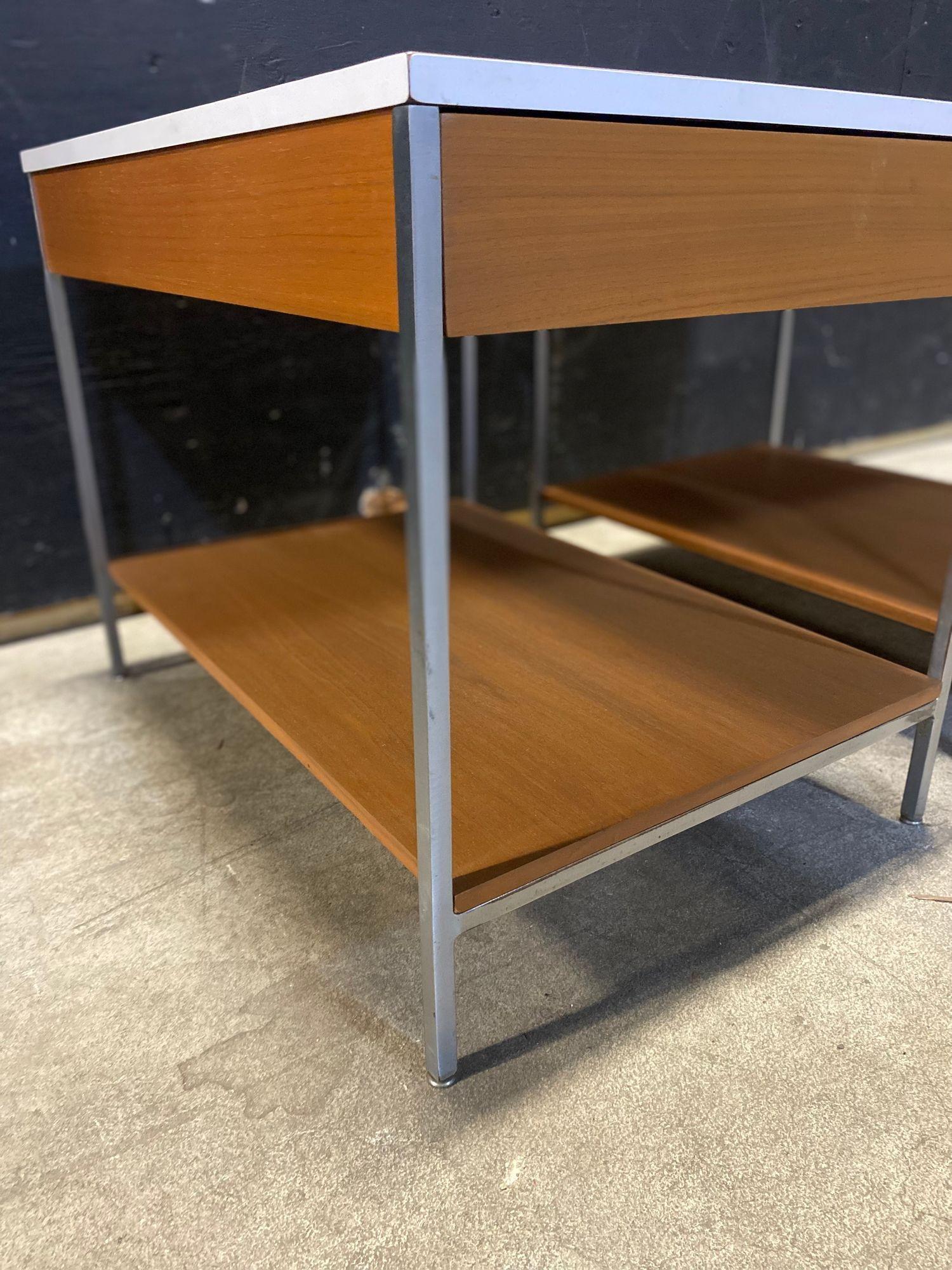George Nelson Walnut Nightstands with White Laminate tops in vendita 2