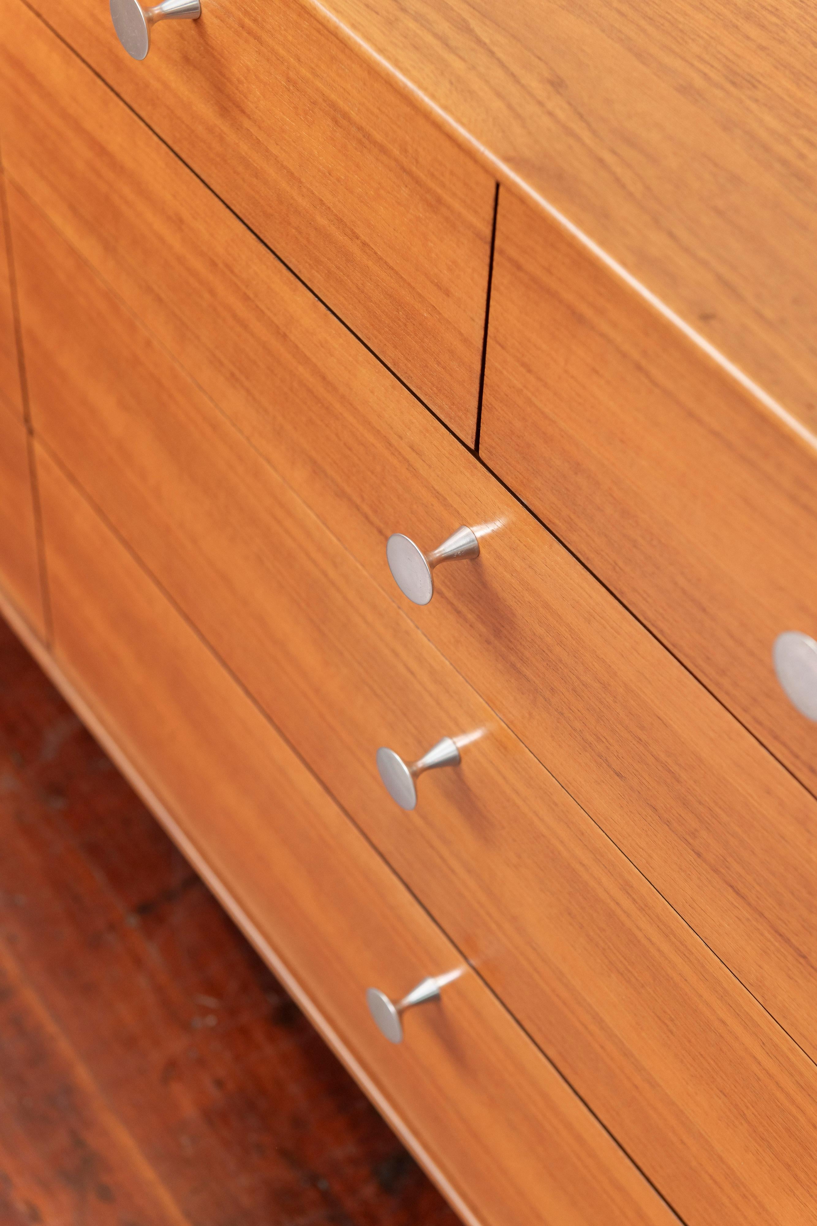 George Nelson Walnut Thin Edge Dresser for Herman Miller For Sale 3