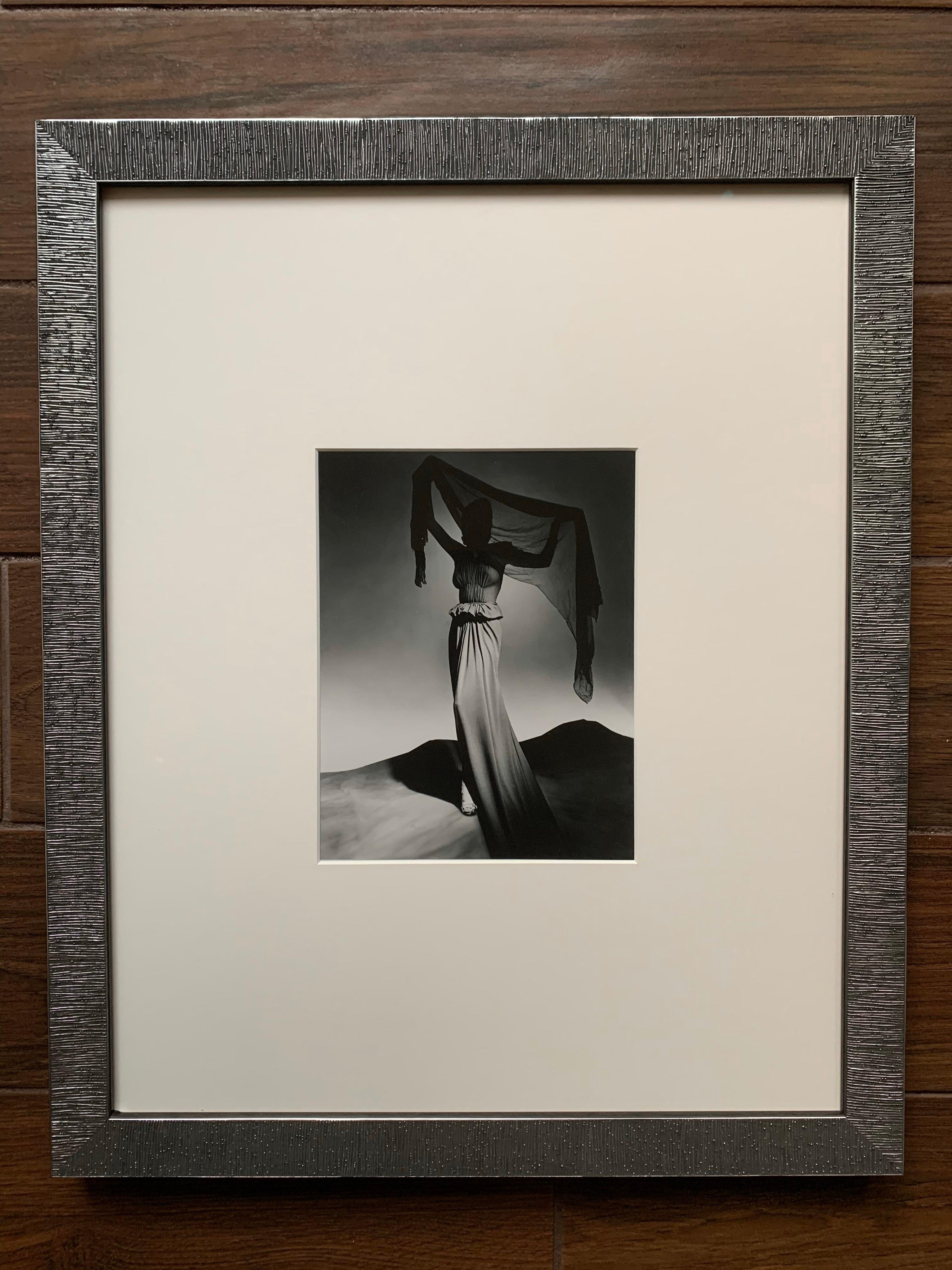 Fin du 20e siècle George Platt Lynes Photographie de mode originale en noir et blanc, Metropolitan Museum Art. en vente