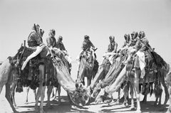 George Rodger – Soldaten der arabischen Legion Arab Desert Patrol, 1941, gedruckt nach