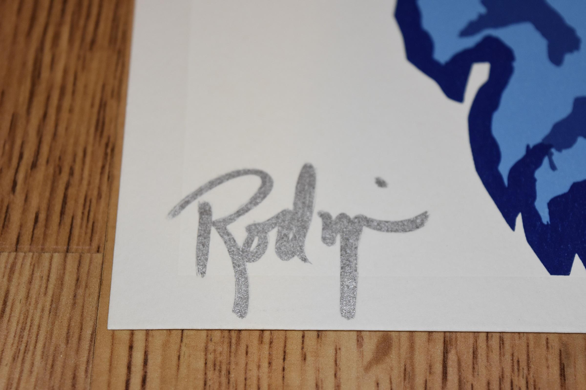 Tra i miei buoni fratelli White - Stampa serigrafica firmata del cane blu - Animal Print Blu di George Rodrigue