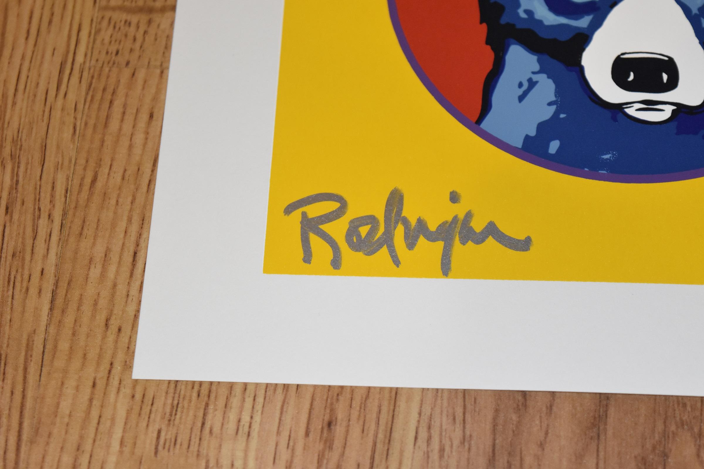 Yellow Bullseye, sérigraphie signée, chien bleu - Orange Animal Print par George Rodrigue