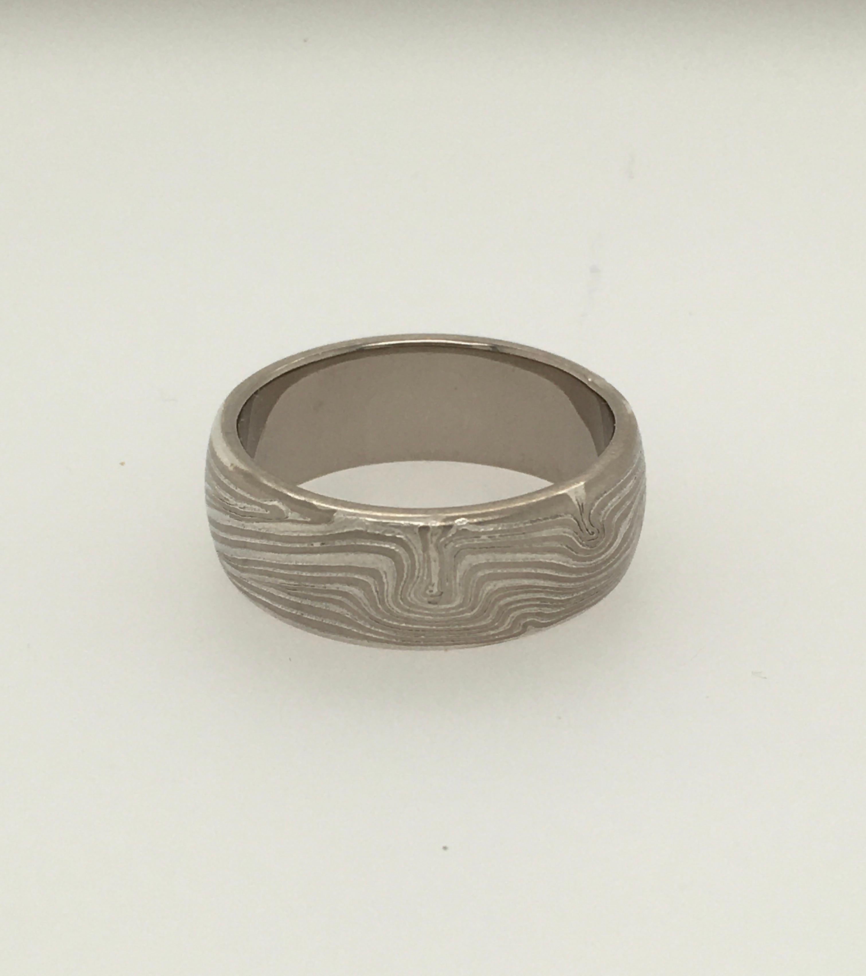 GEORGE SAWYER Half-Round Edge Mokume Gold & Etched Sterling Wedding Band  In Excellent Condition For Sale In Kennebunkport, ME