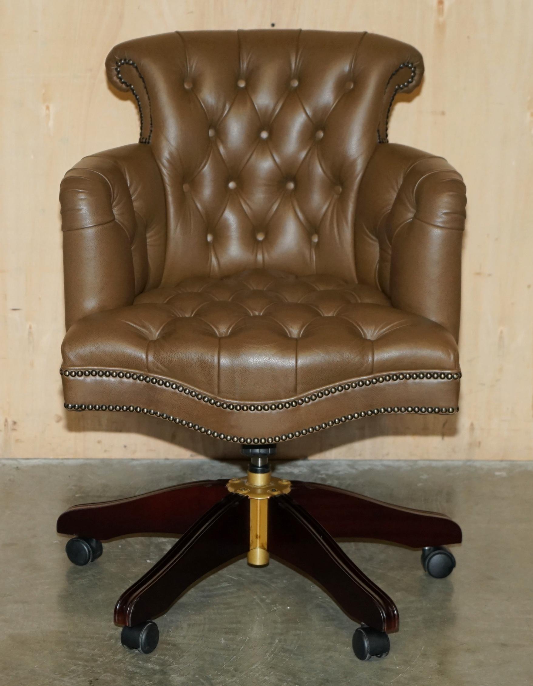 Royal House Antiques

Royal House Antiques is delighted to offer for sale this absolutely stunning brown leather George Smith RRP £7,034 Chesterfield tufted captains office chair 

Please note the delivery fee listed is just a guide, it covers