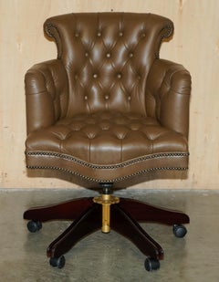 GEORGE SMITH BROWN LEATHER CHESTERFIELD TUFTED CAPTAiNS CHAIR